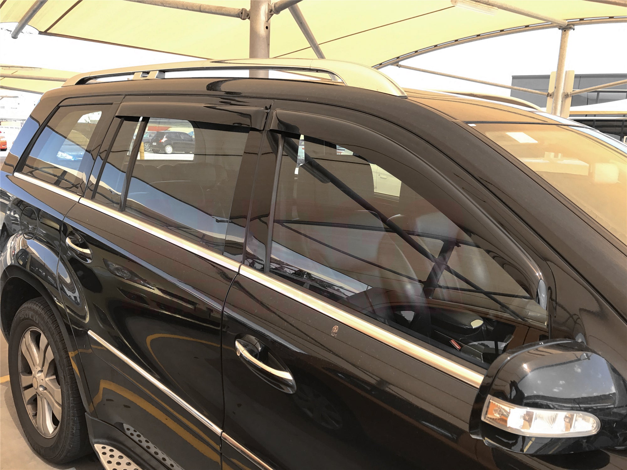 Weather Shields for Mercedes Benz GL Class X164 (2006-2012) - Wind & Rain Protection for SUV Side Windows - Perfect for Road Trips & All-Weather Driving