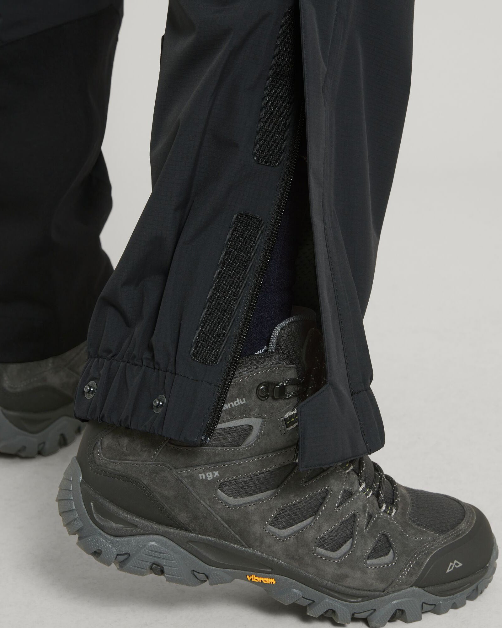 Trailhead Mns Rain Pants v3 - Waterproof Hiking Pants for Men, Lightweight & Breathable Outdoor Gear - Perfect for Hiking, Camping & Mountain Climbing in Black
