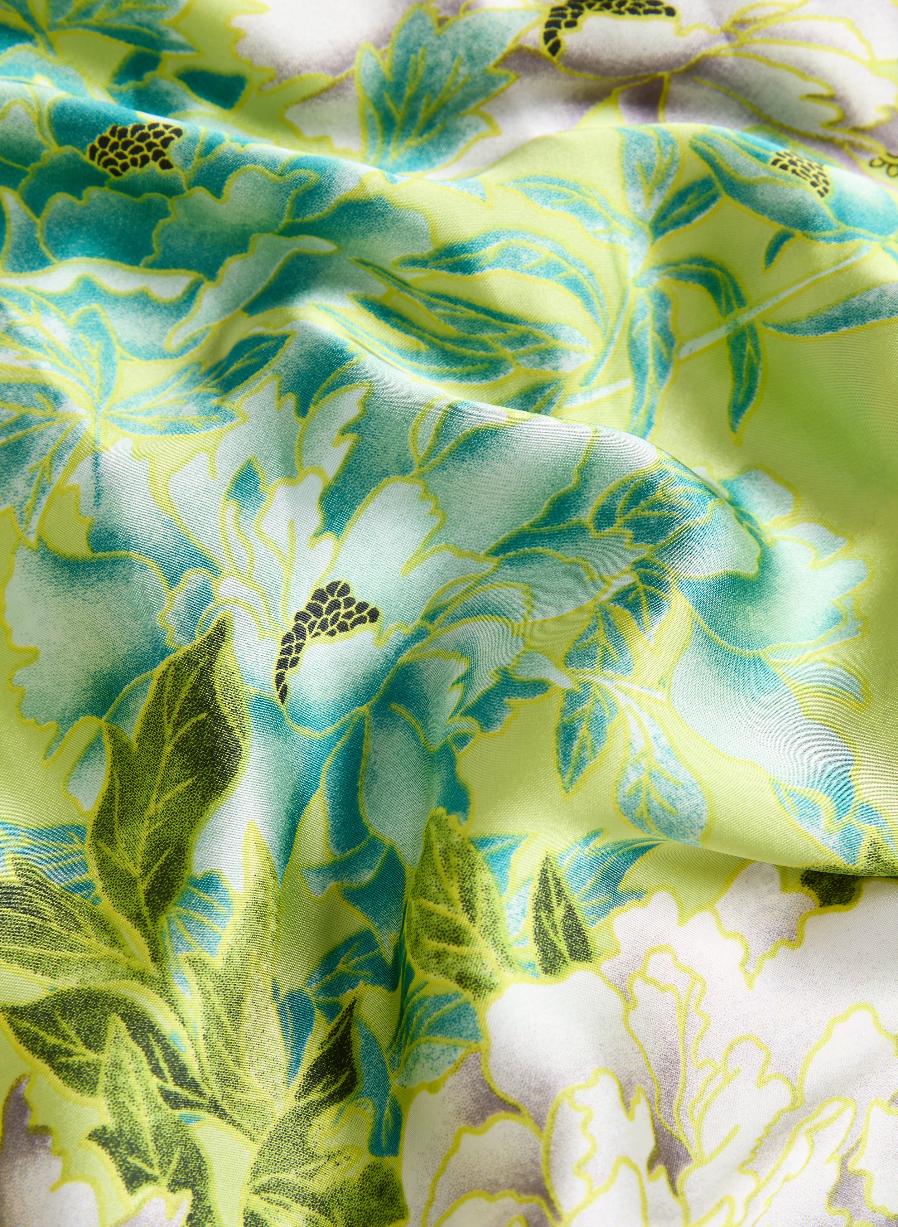 Floral Print Scarf for Women - Lightweight Fashion Shawl Wrap - Spring Summer Accessory for Outfits, Travel & Beach