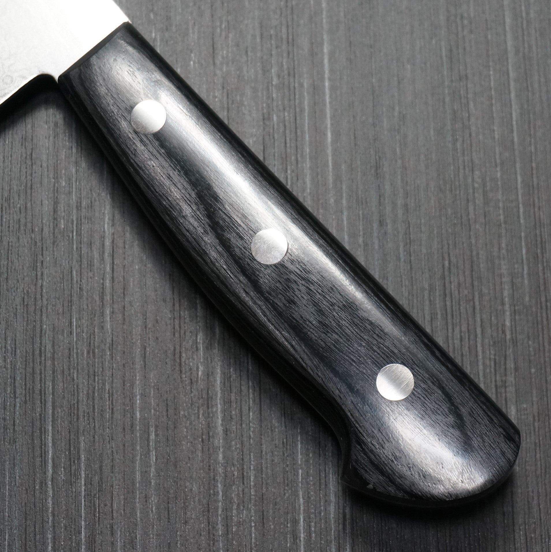 Premium SETO Cutlery ISEYA 33-Layer Nickel Damascus VG10 Santoku Knife 180mm - Japanese Chef Knife for Professional Cooking, Slicing, Dicing - Perfect for Home Kitchen & Restaurant Use