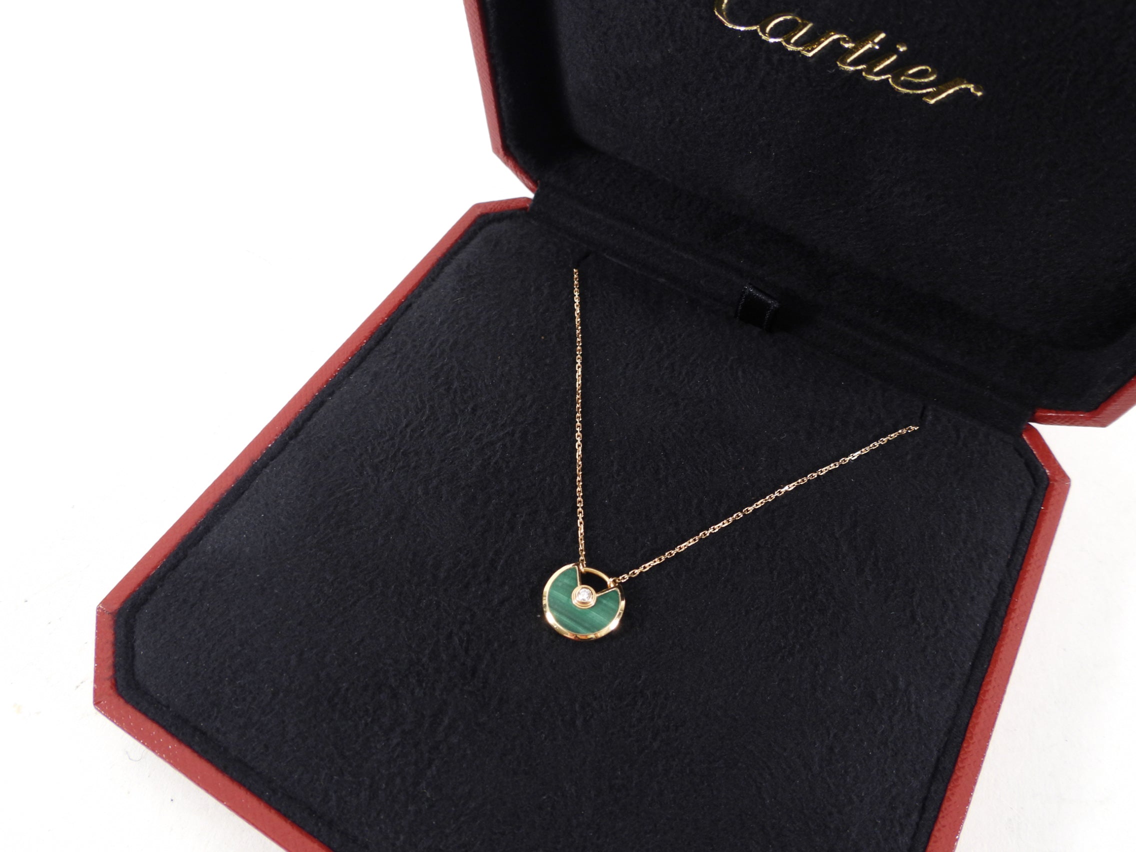 Cartier Amulette de Cartier 18k Gold Diamond & Malachite Pendant Necklace for Women - Elegant Jewelry Gift for Anniversary, Birthday & Special Occasions