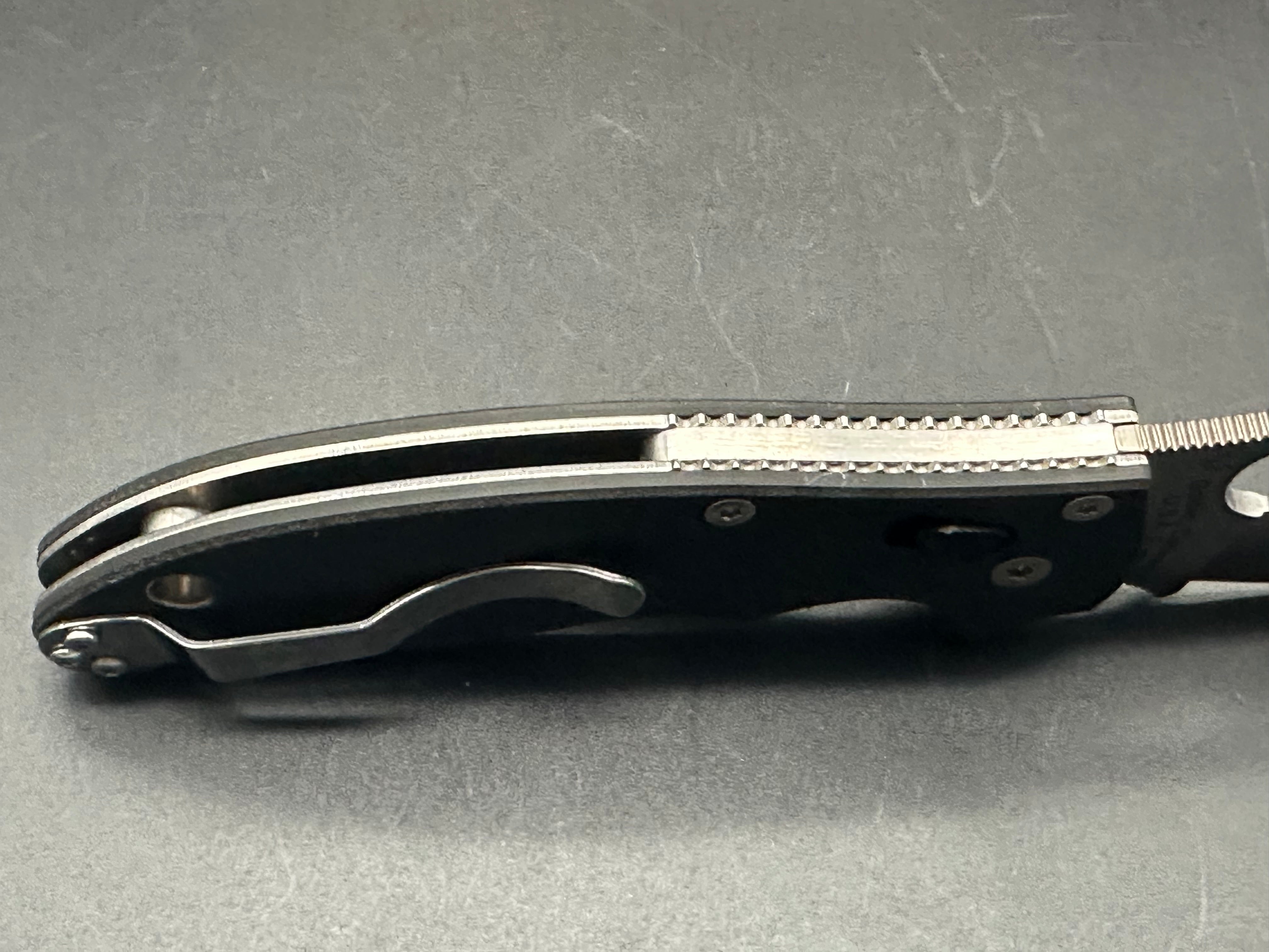 Spyderco Manix 2 Folding Knife - Lightweight EDC Pocket Knife with CPM-S30V Steel Blade & Ergonomic Grip - Perfect for Outdoor, Camping, Hiking & Everyday Carry