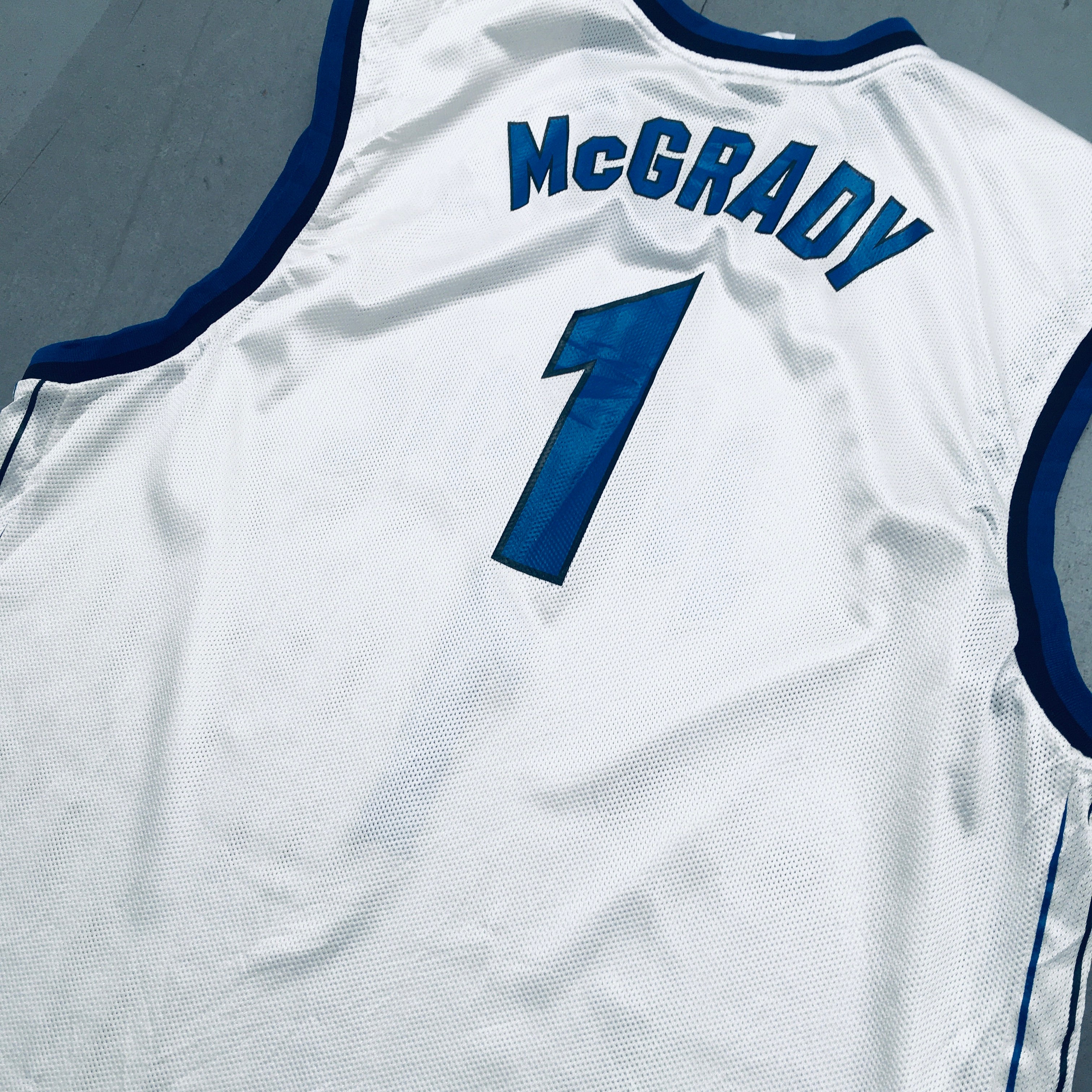 Authentic Reebok Tracy McGrady Orlando Magic 2003-04 White NBA Jersey - XL Size for Basketball Fans & Collectors - Perfect for Games, Cosplay, and Sports Memorabilia Display