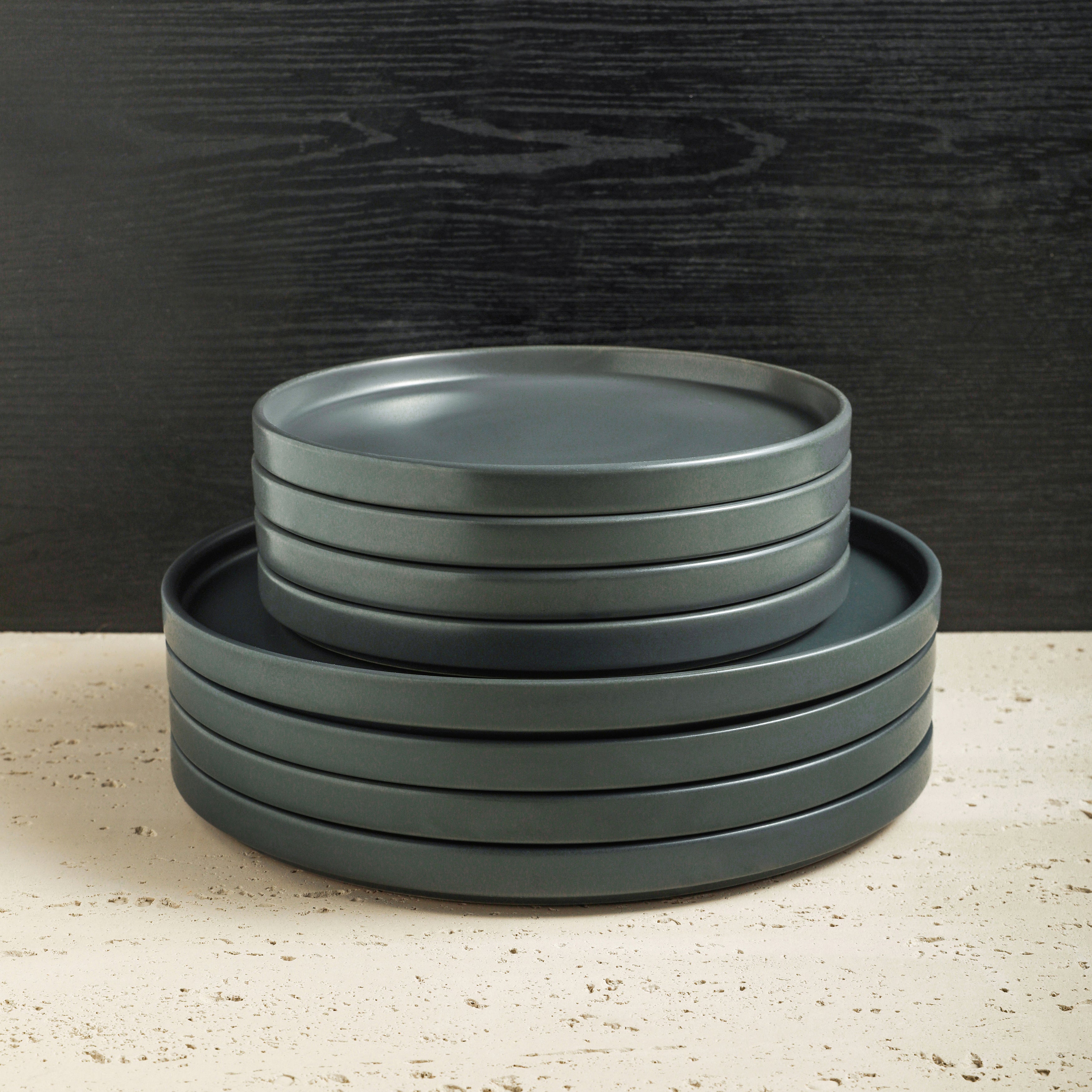 Premium Celina Stoneware Dinnerware Set - 16-Piece Gray Matte Porcelain Plates & Bowls for Everyday Dining & Entertaining