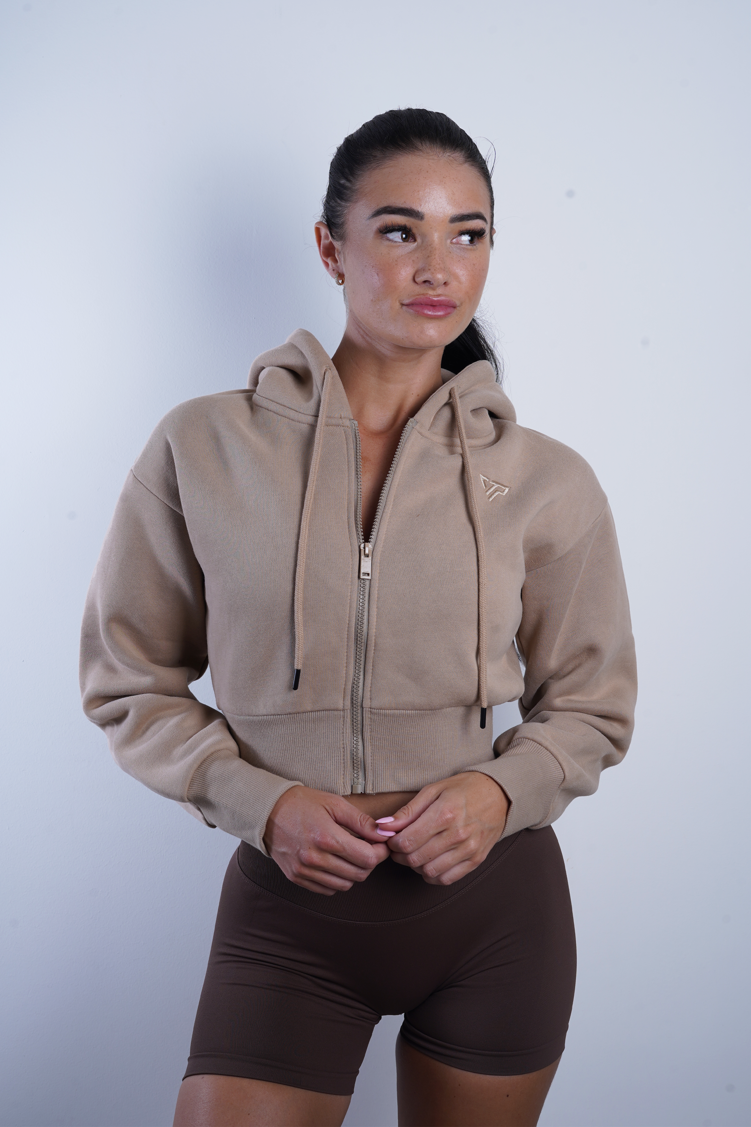 Series 2 Cropped Jacket in Beige - Stylish Women's Outerwear for Spring & Fall Fashion | Perfect for Casual Outings, Date Nights & Office Wear