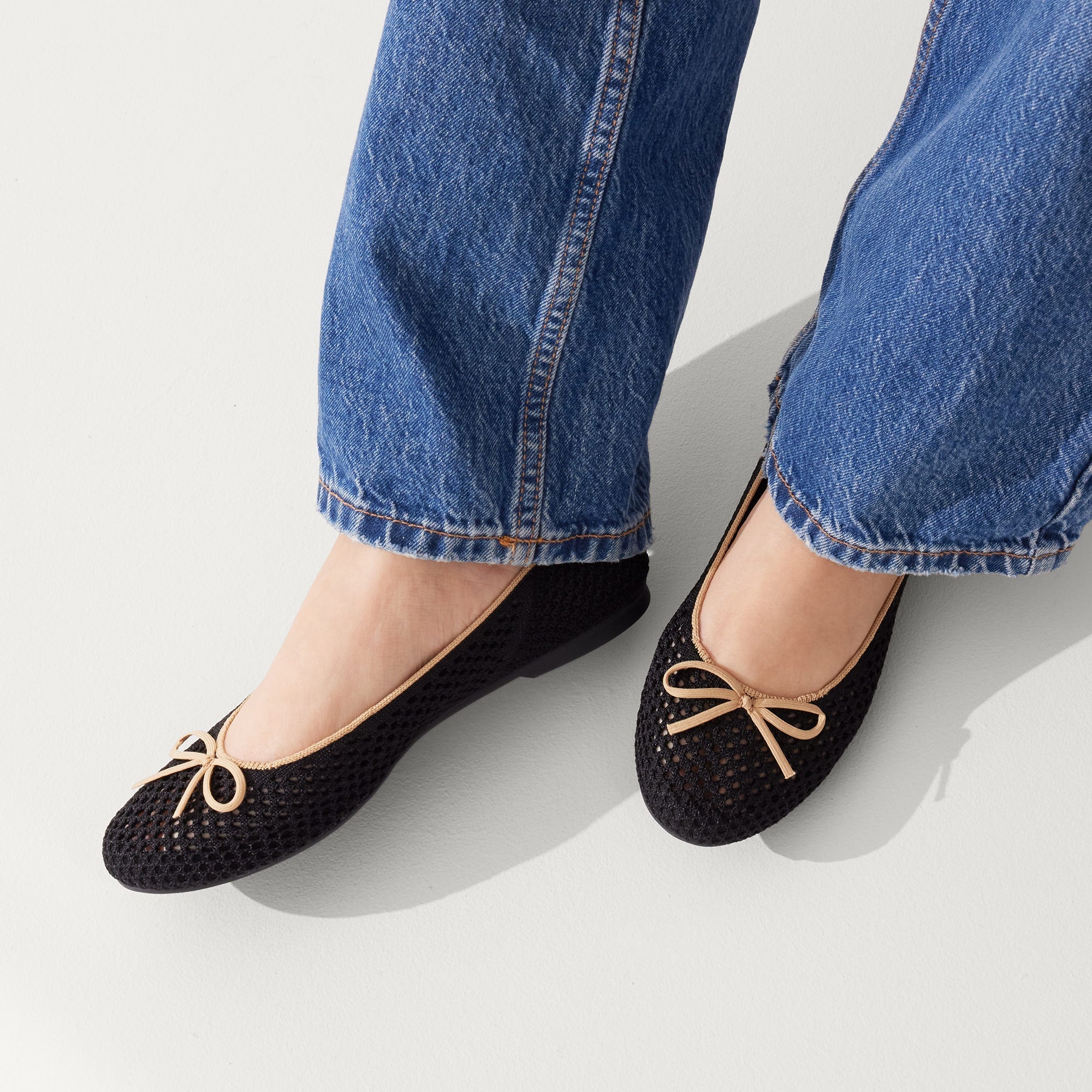 Elegant Black Mesh Ballet Flats for Women - Comfortable & Stylish Slip-On Shoes for Work, Casual Outfits, and Dance