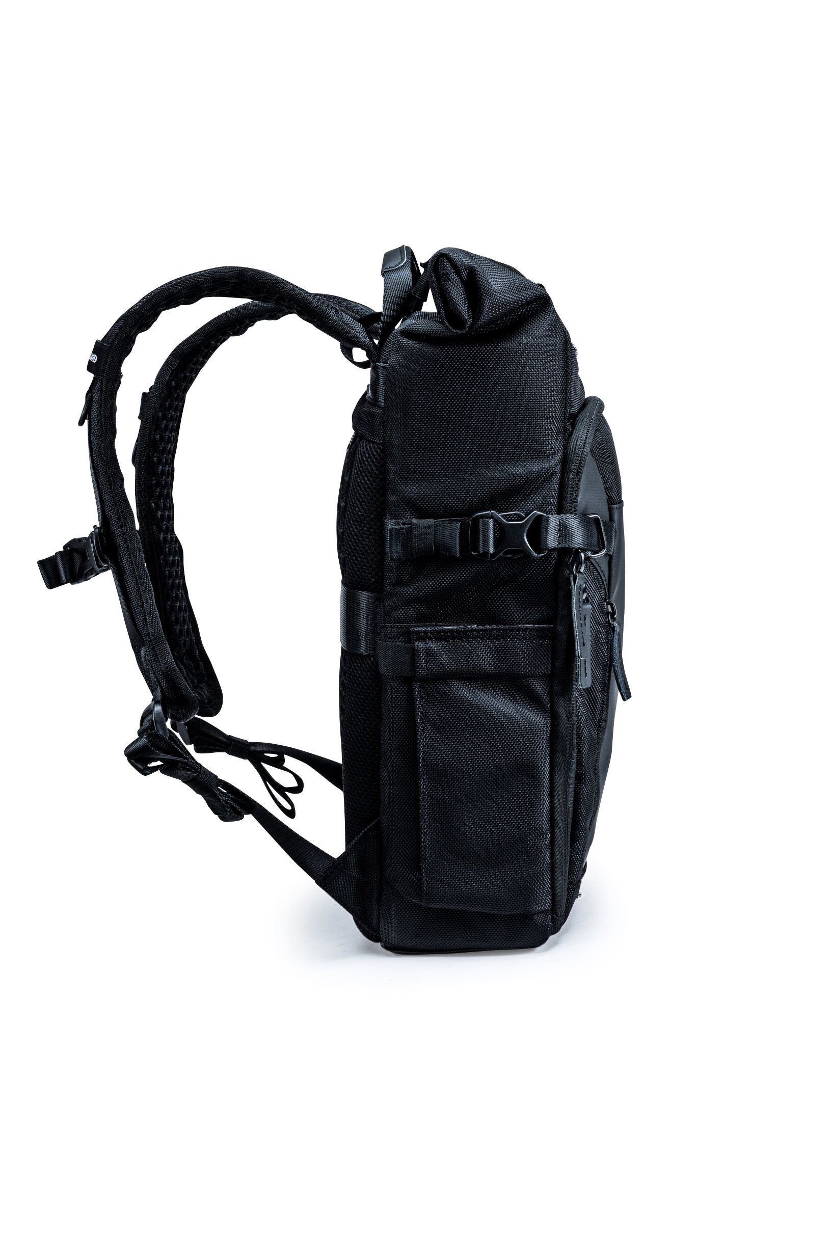 VEO SELECT 43 RB BK Waterproof Travel Backpack for Men & Women - Durable Laptop Backpack with USB Charging Port, Perfect for Hiking, Commuting & Business Travel (Black)