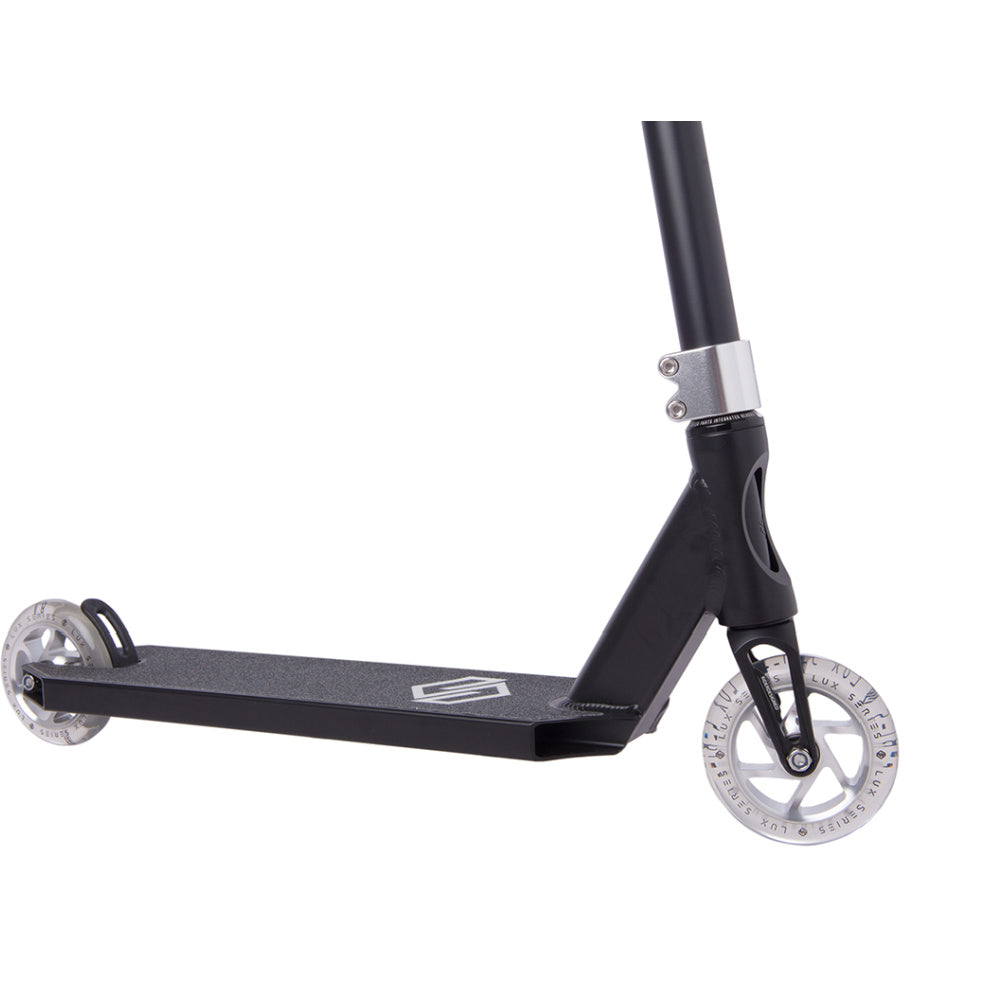 Striker Lux Scooter - High Performance Electric Scooter for Adults & Teens - Perfect for Commuting, City Travel & Outdoor Adventures