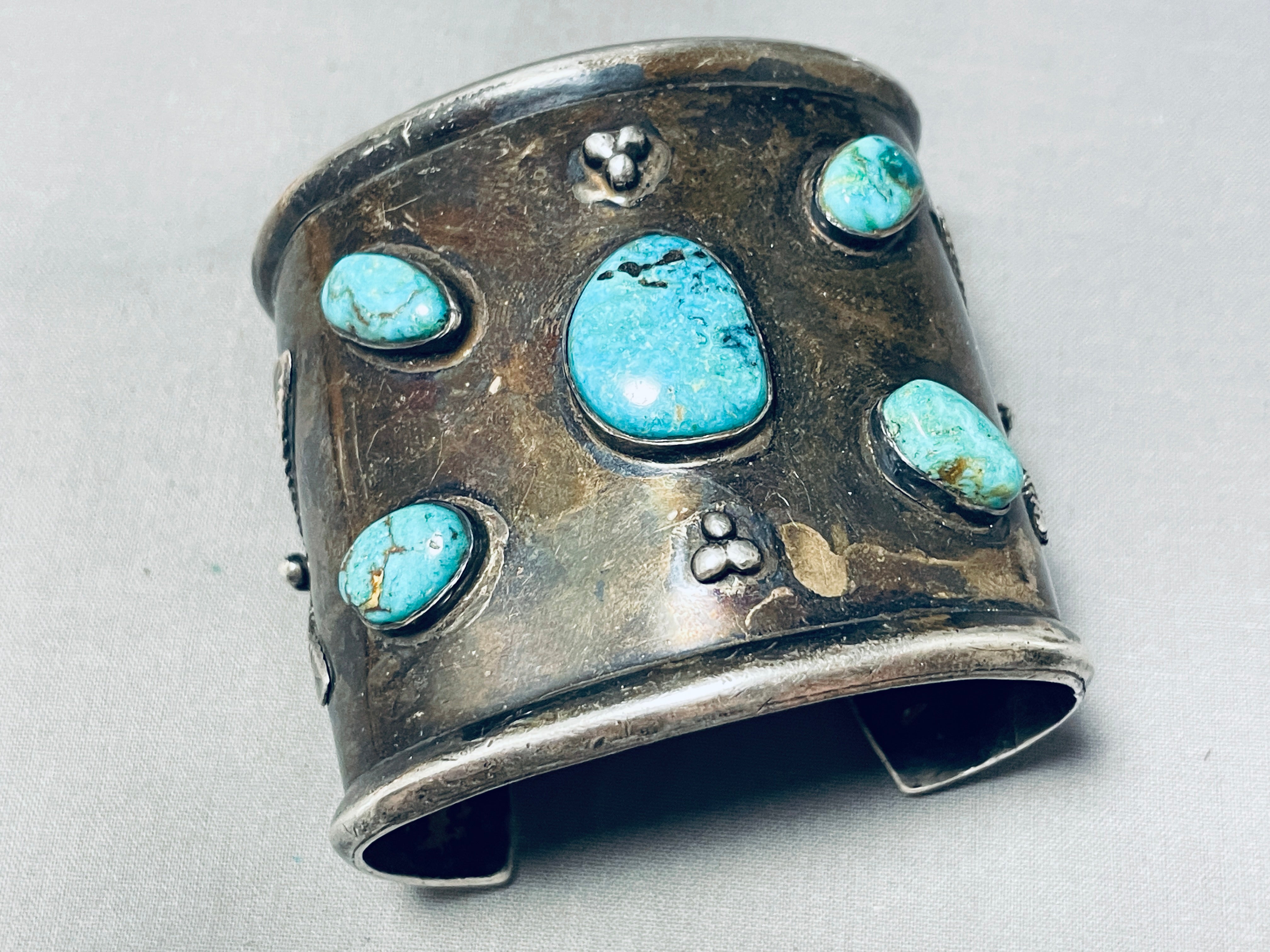117g Vintage Navajo Turquoise Sterling Silver Bracelet - Authentic Native American Jewelry for Women, Handmade Southwest Style, Perfect for Boho Fashion & Gift Giving