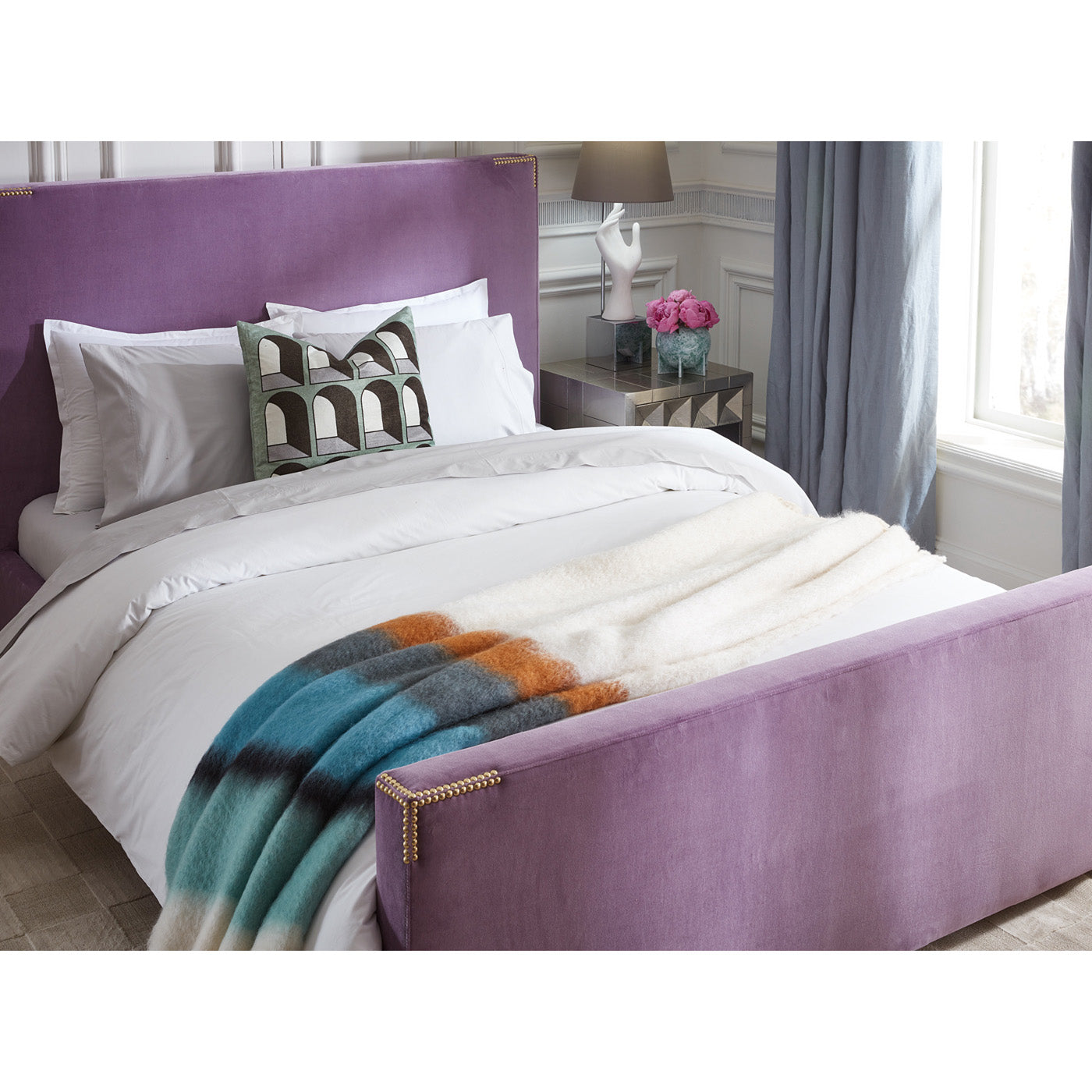 Connery Queen Bed Frame - Modern Upholstered Platform Bed with Wooden Slats - Perfect for Master Bedroom, Guest Room & Apartment