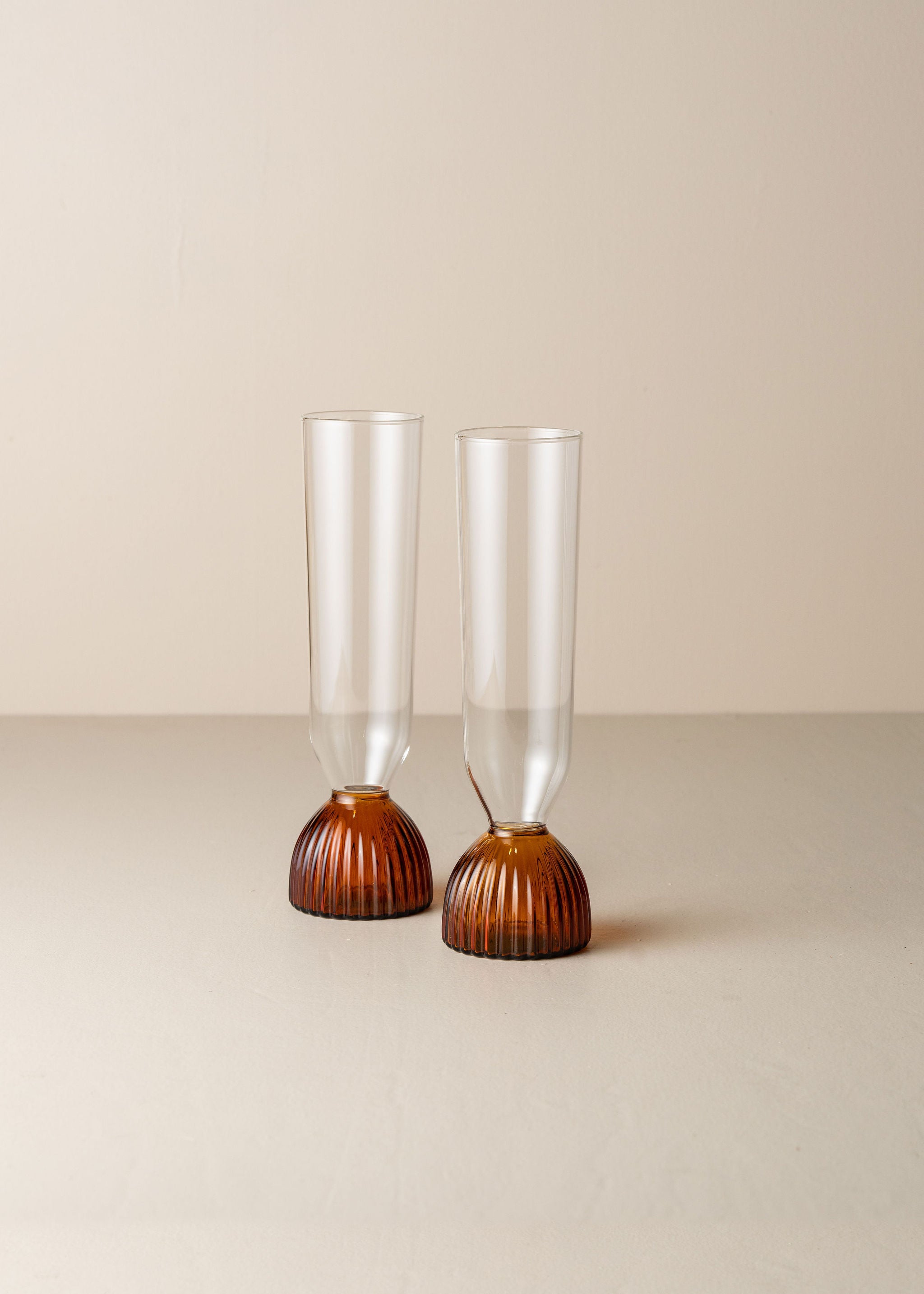 Kairos Dark Amber Champagne Flutes - Elegant Set of 2 Crystal Glasses for Wedding Toasts & Romantic Celebrations