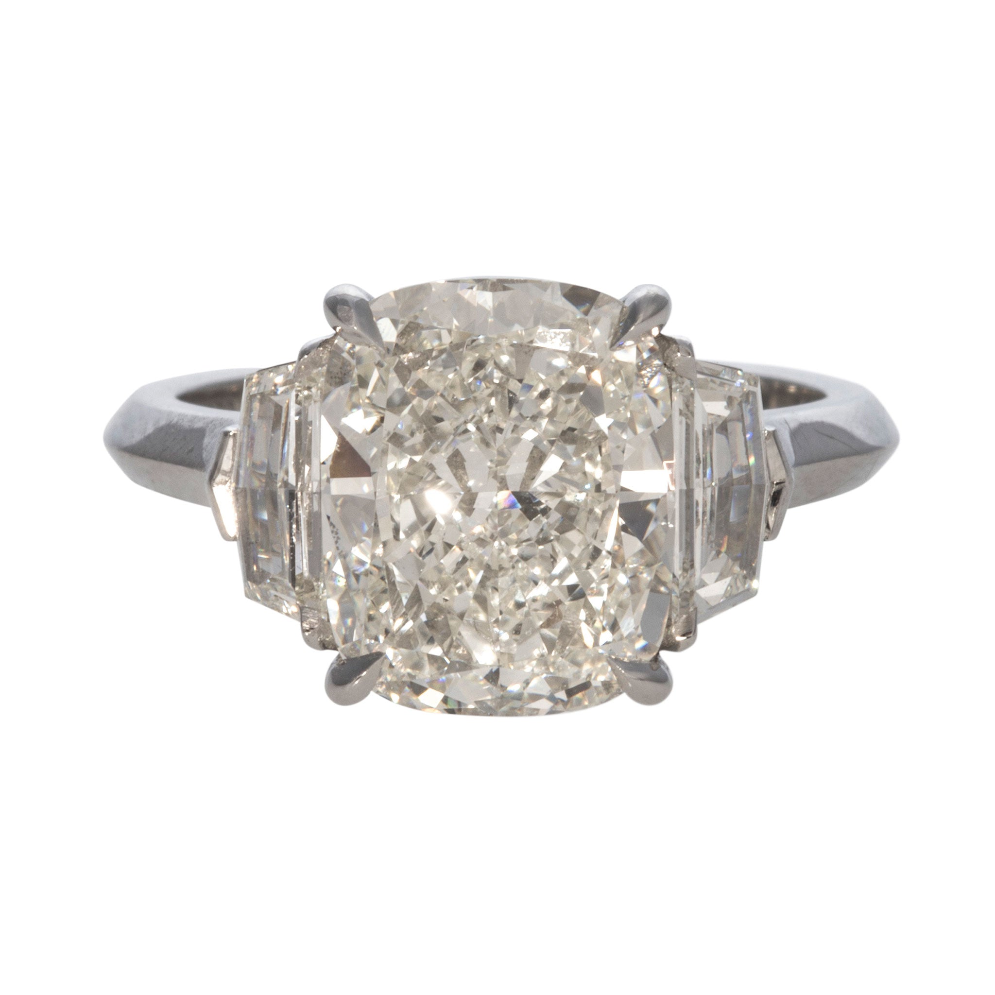4ct Cushion Cut Diamond Engagement Ring with 0.62ct Side Stones in Platinum - Perfect for Proposals, Anniversaries & Special Occasions
