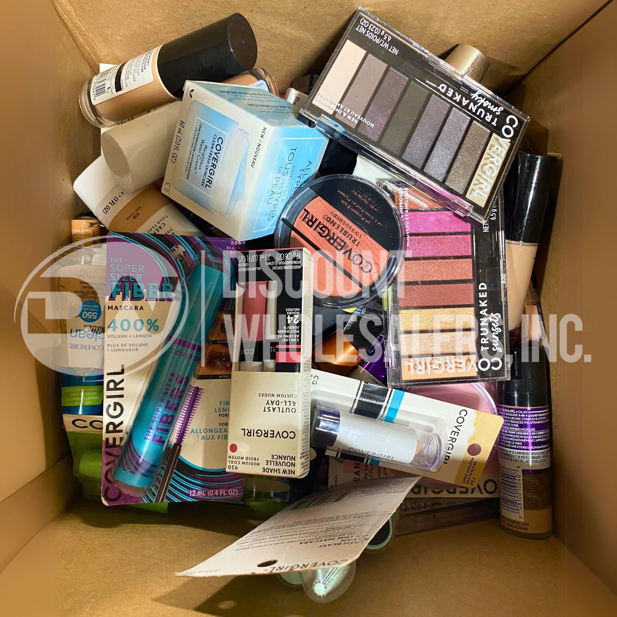 Covergirl Makeup Kit - 100 Piece Assorted Cosmetic Collection (Foundation, Mascara, Lipstick, Eyeshadow) for Professional Makeup Artists & Beauty Enthusiasts - Perfect for Salon, Bridal & Special Occasion Makeup
