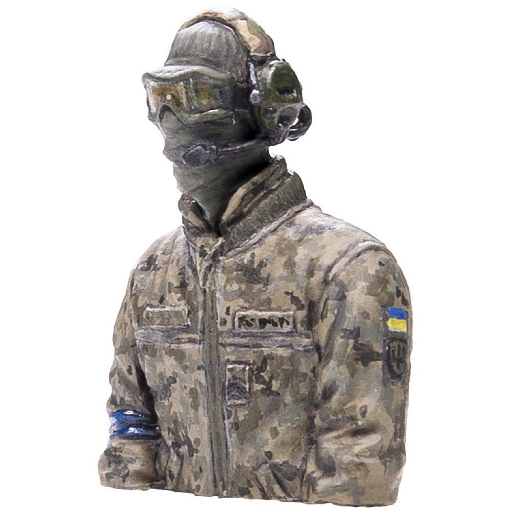 AFV HF772 1/35 Scale Ukrainian YPR 765 PRI.50 APC Crew - 4 Highly Detailed Military Model Figures for Diorama Building & Wargaming Scenes