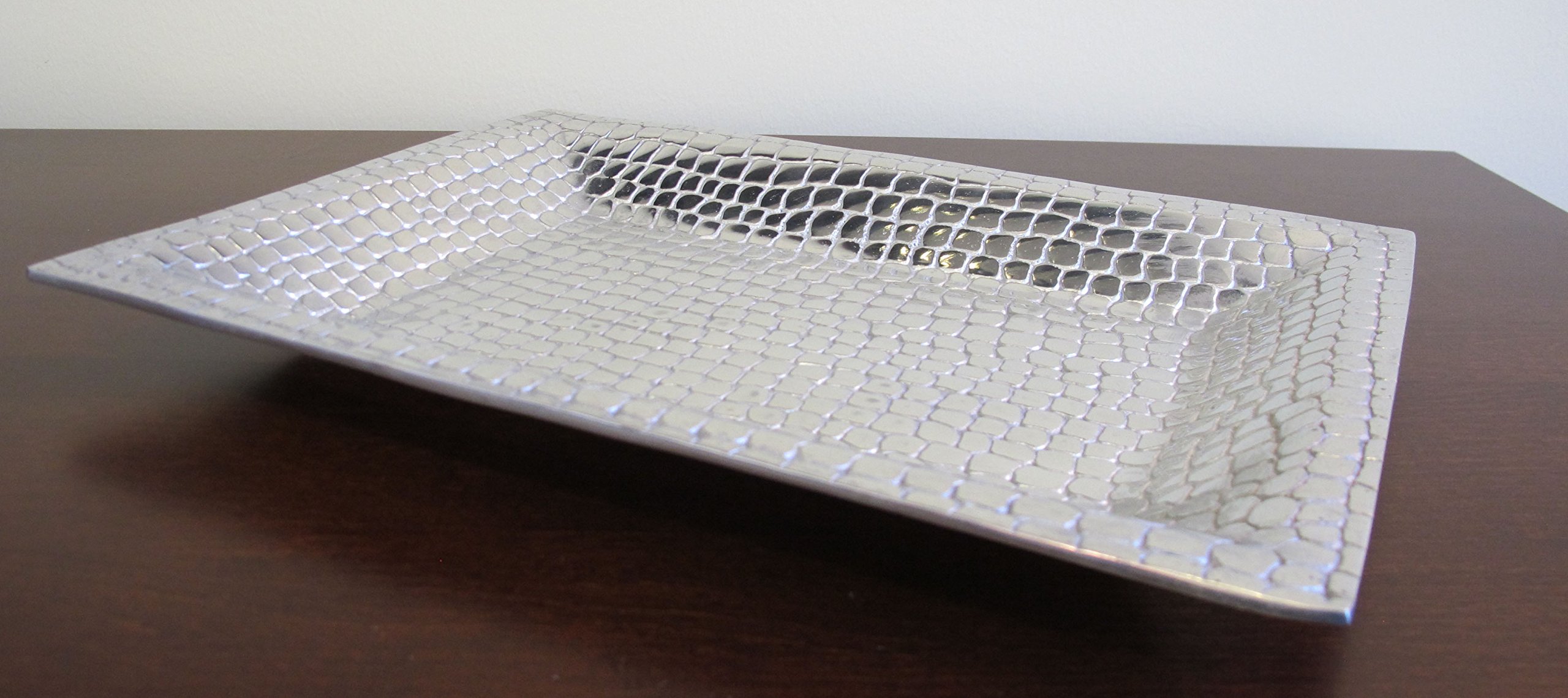 Large Crocodile Serving Tray - Elegant Party & Home Decor Serving Platter
