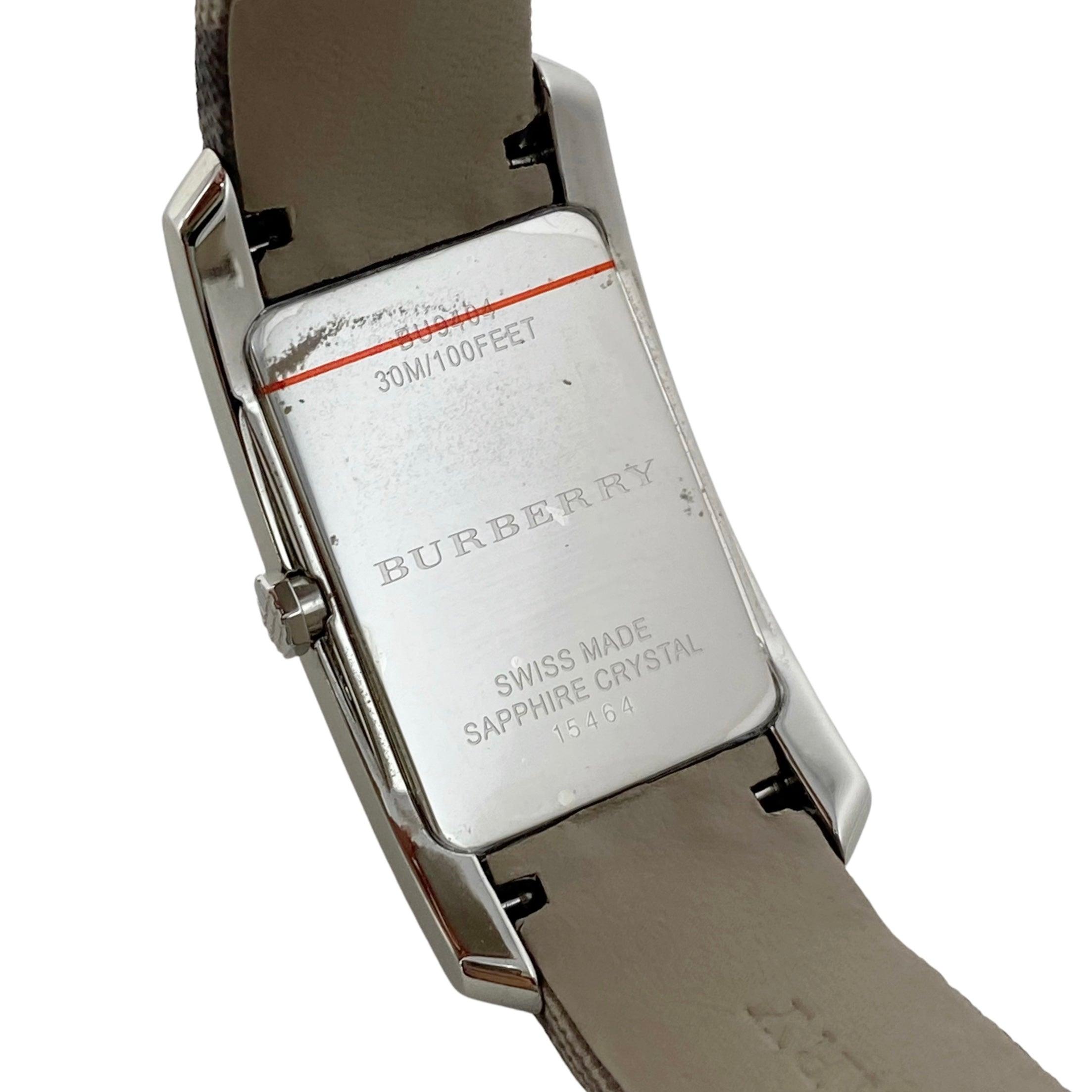 Burberry Heritage Nova 33mm Quartz Watch for Women - Luxury Fashion Timepiece for Everyday Wear & Special Occasions