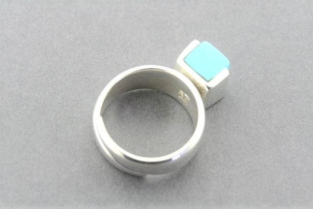 Adjustable Silver Block Ring with Turquoise Stone - Stylish Boho Jewelry for Women - Perfect for Everyday Wear, Parties & Gifts