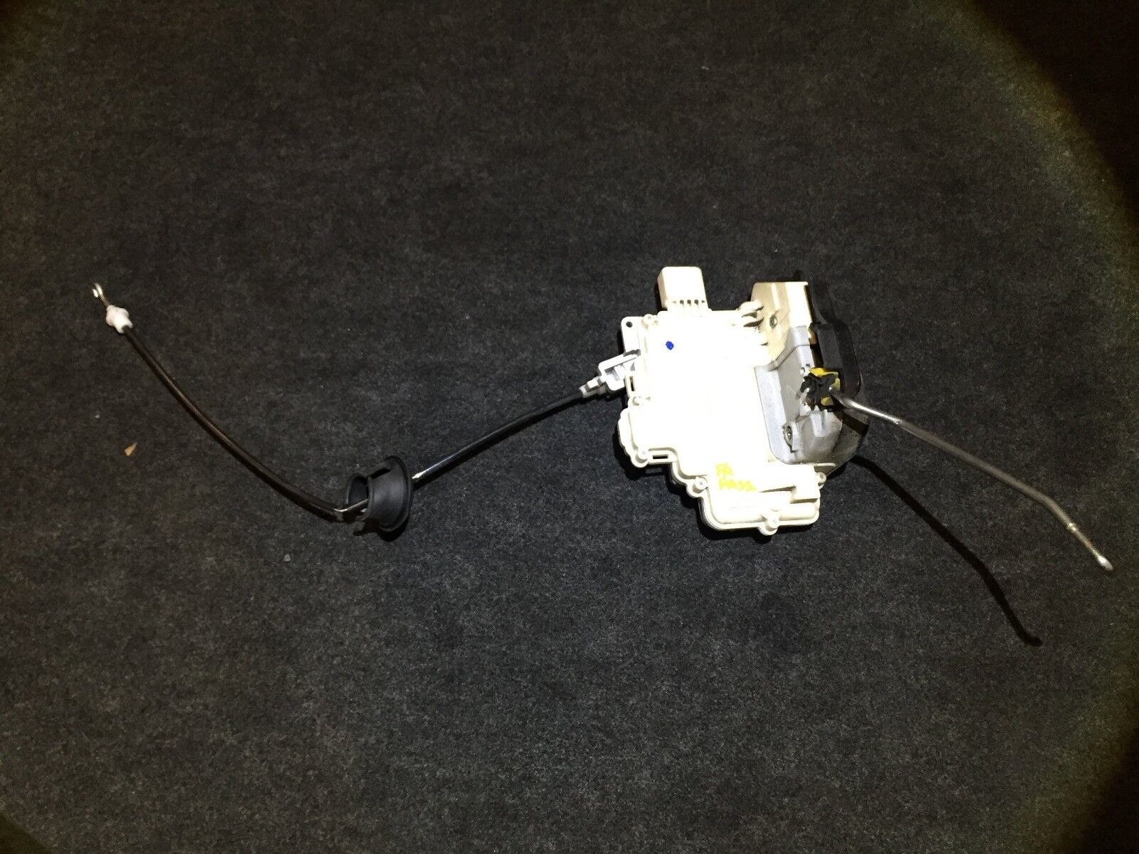 05-08 Audi A4 Right Front Passenger Door Lock Latch Actuator - OEM Replacement Part - Perfect for Car Door Lock Repair & Security Upgrade