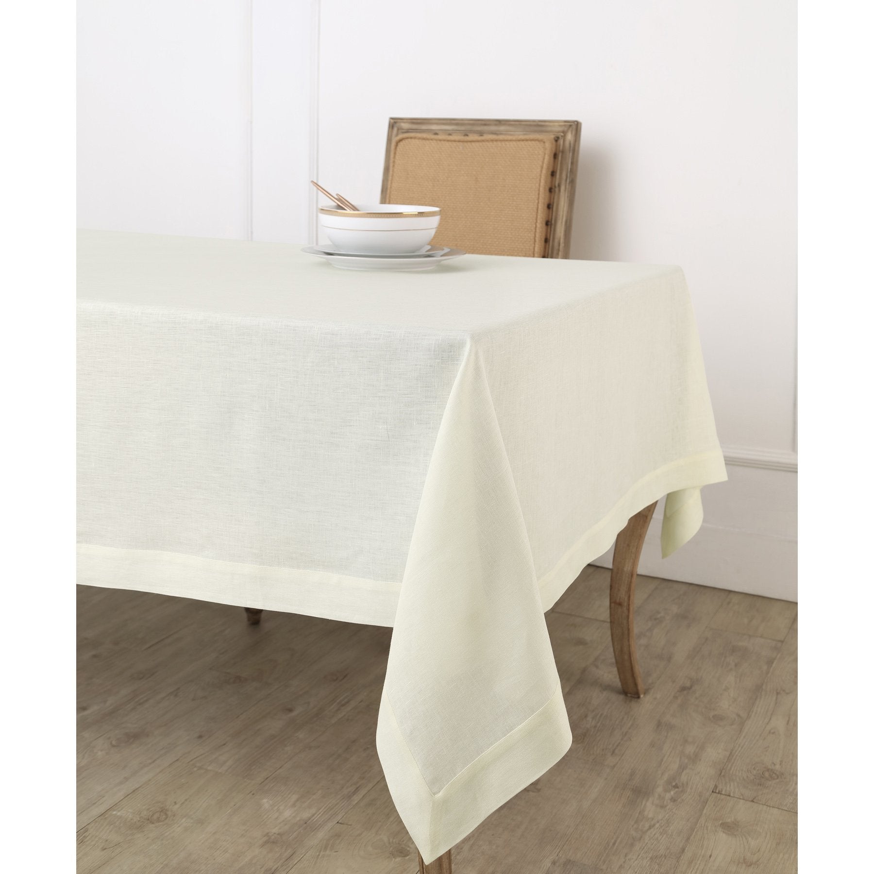 Premium Extra Large Fete Tablecloth - Waterproof & Stain-Resistant for Outdoor Parties, Weddings, and Events