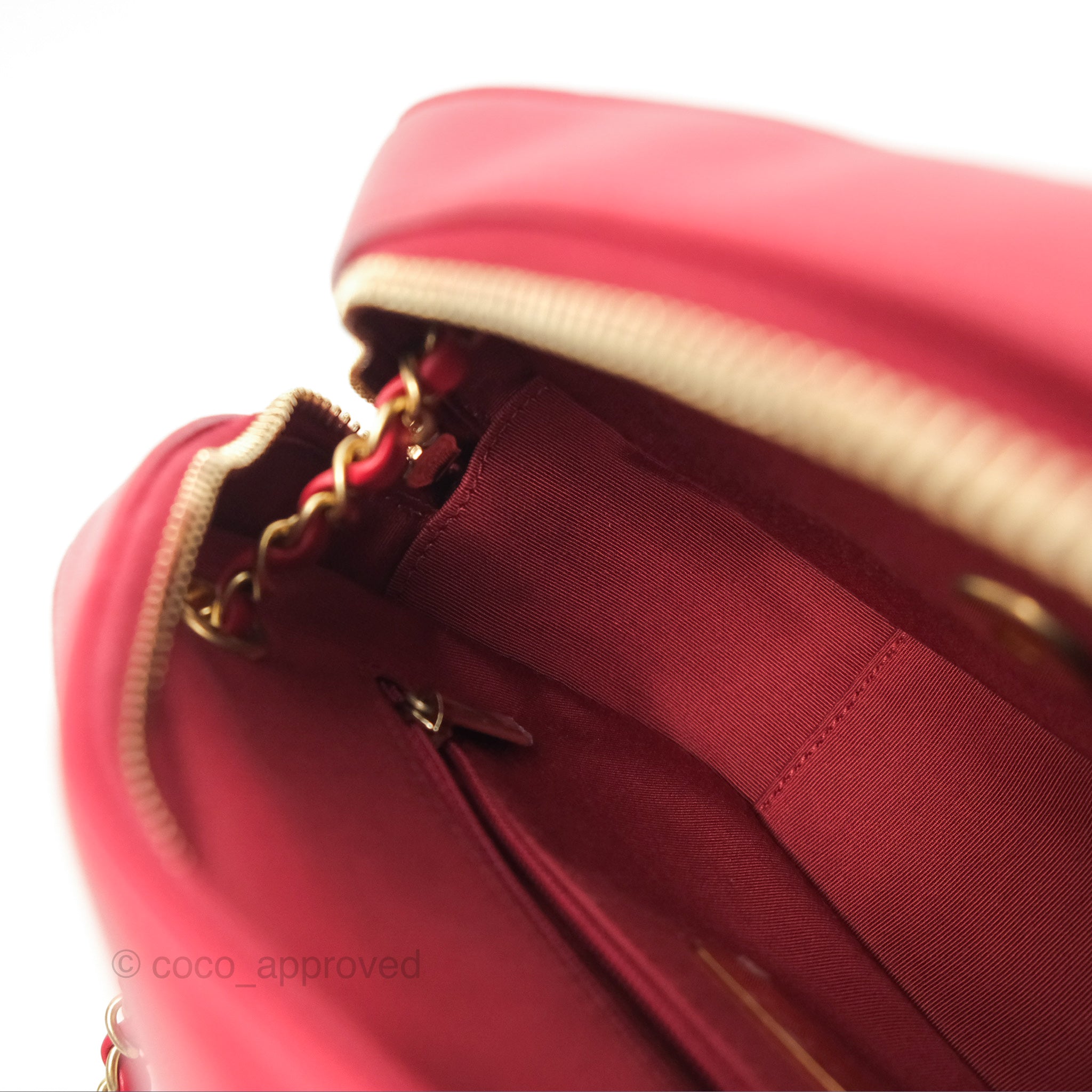 Chanel Red Goatskin Camera Bag with Aged Gold Chain Strap - Luxury Crossbody Bag for Women, Perfect for Parties & Evening Events