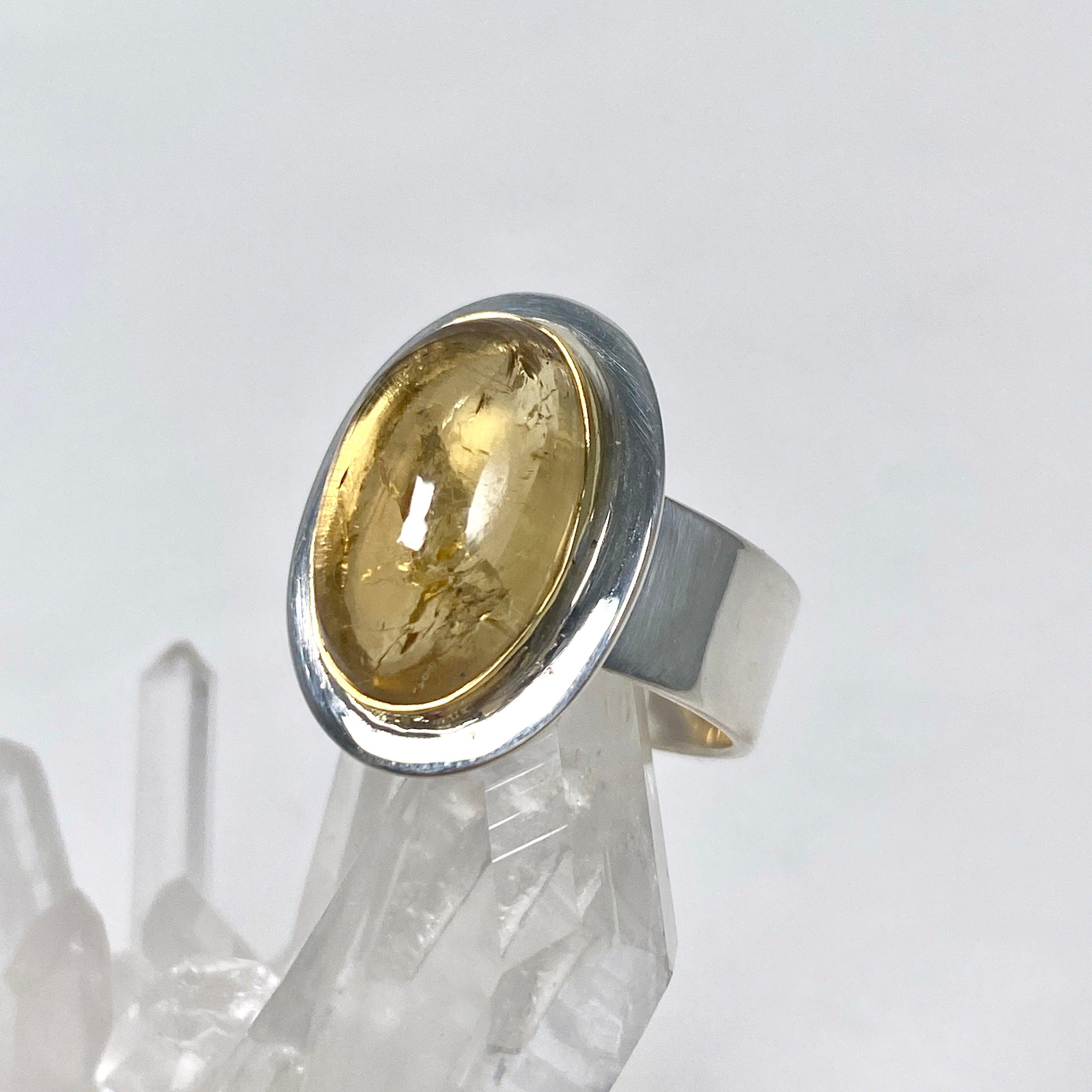 14K Gold Citrine Oval Ring for Women - Elegant Gemstone Jewelry Gift for Birthday, Anniversary & Special Occasions - Size 7 (KRGJ2845)