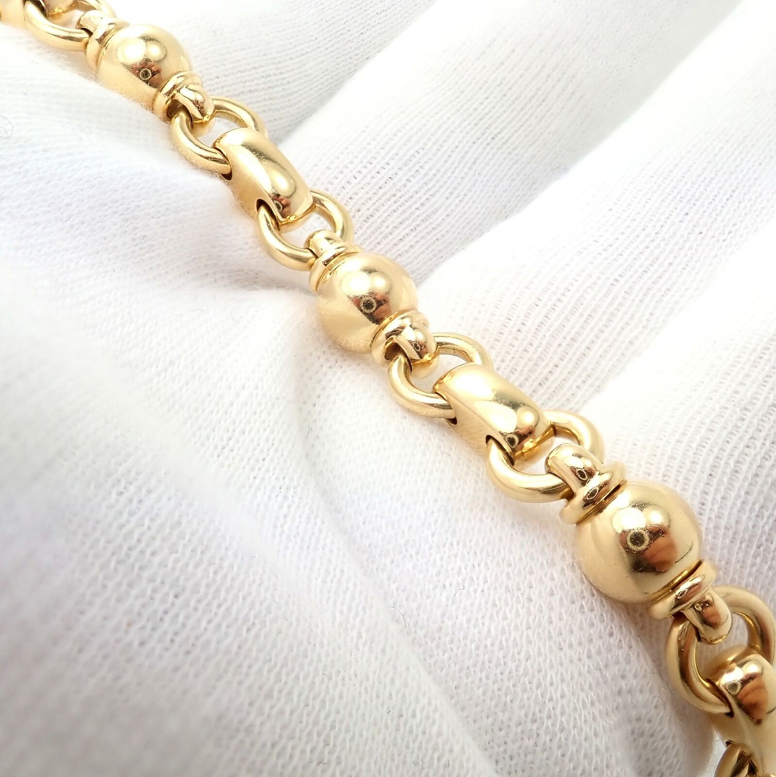 Authentic Vintage Chanel 18k Yellow Gold Classic Link Bracelet | Luxury Fashion Jewelry for Women | Perfect for Parties, Weddings & Special Occasions