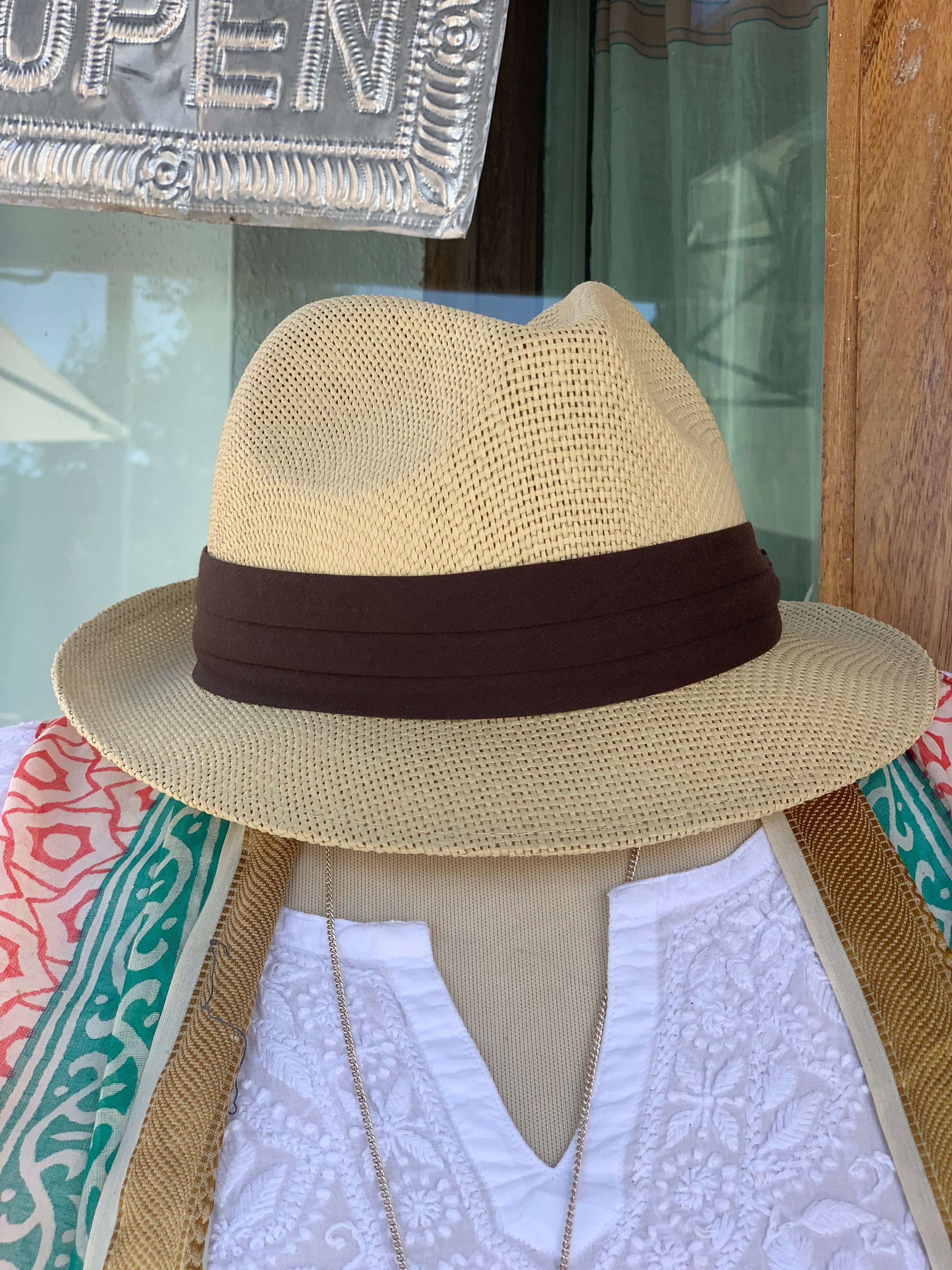 Stylish and Comfortable Hats for Men & Women - Trendy Baseball Caps, Beanies & Sun Hats for Outdoor Activities, Sports & Fashion