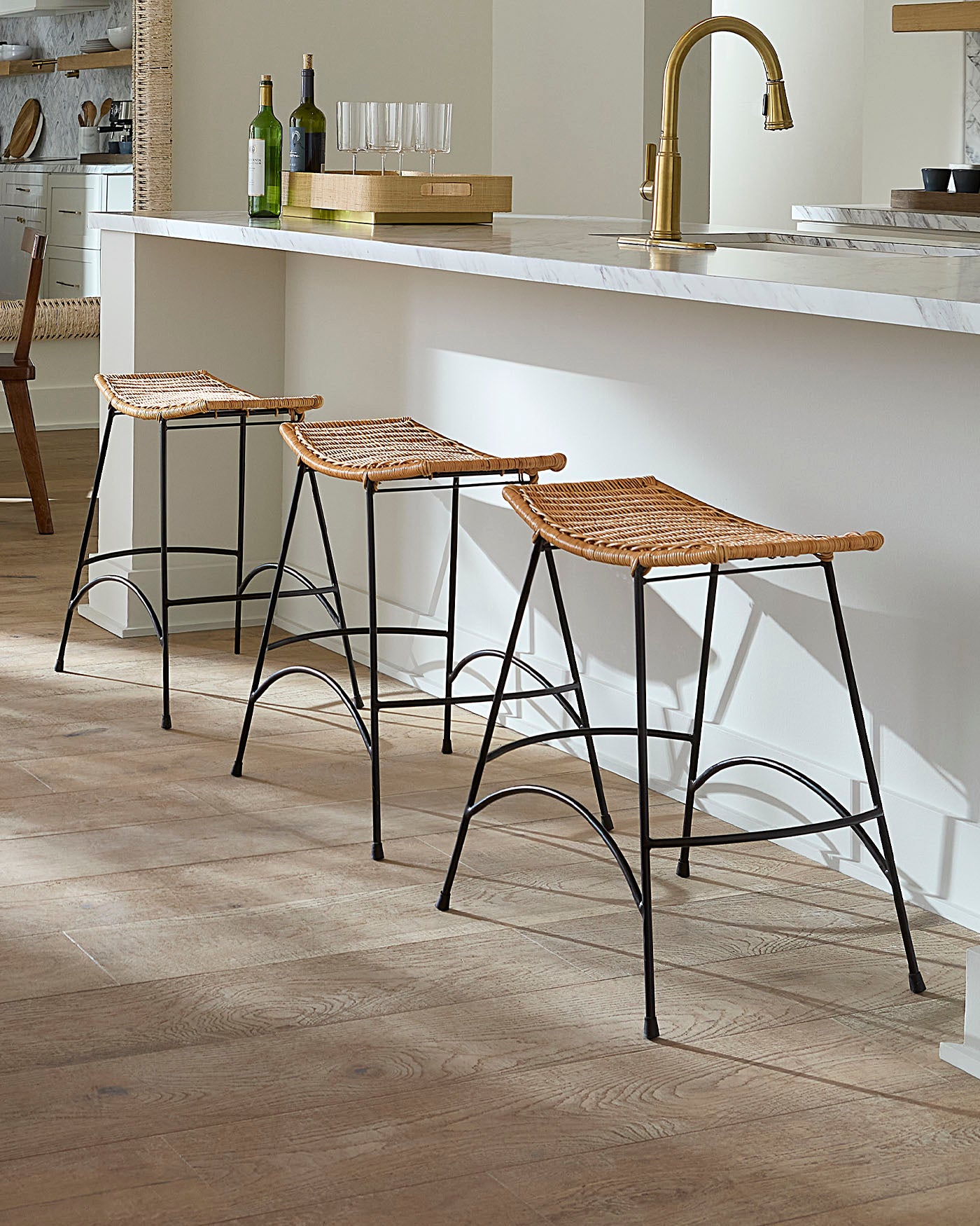 Wing Stool Counter Height Bar Stool - Modern Kitchen Island & Breakfast Nook Seating for Home & Restaurant Use