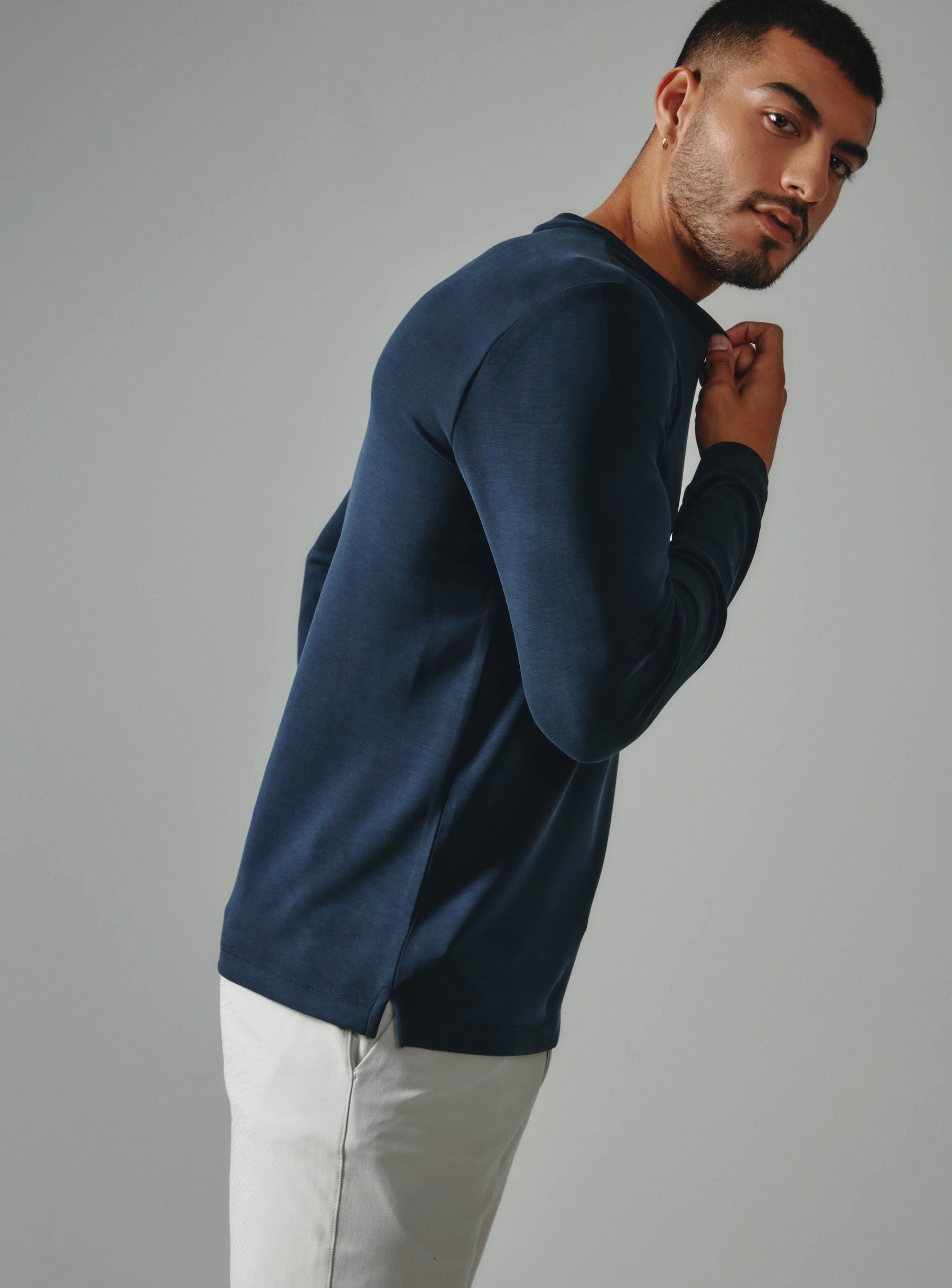 REV™ Men's Classic Navy Blue Crew Neck T-Shirt - Soft Cotton Casual Tee for Everyday Wear, Gym, and Outfits