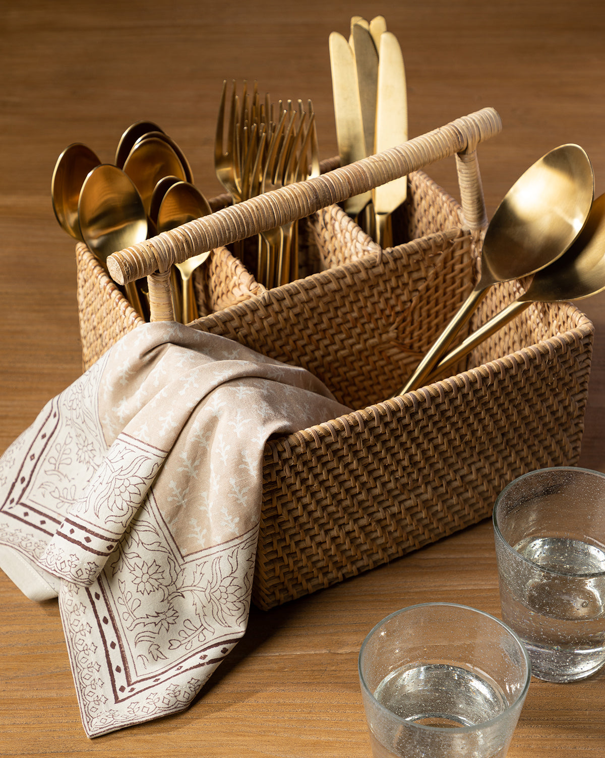 Rattan Utensil Caddy - Bamboo Kitchen Organizer for Forks, Spoons & Knives | Perfect for Dining Table, Picnic, Camping & Outdoor Entertaining