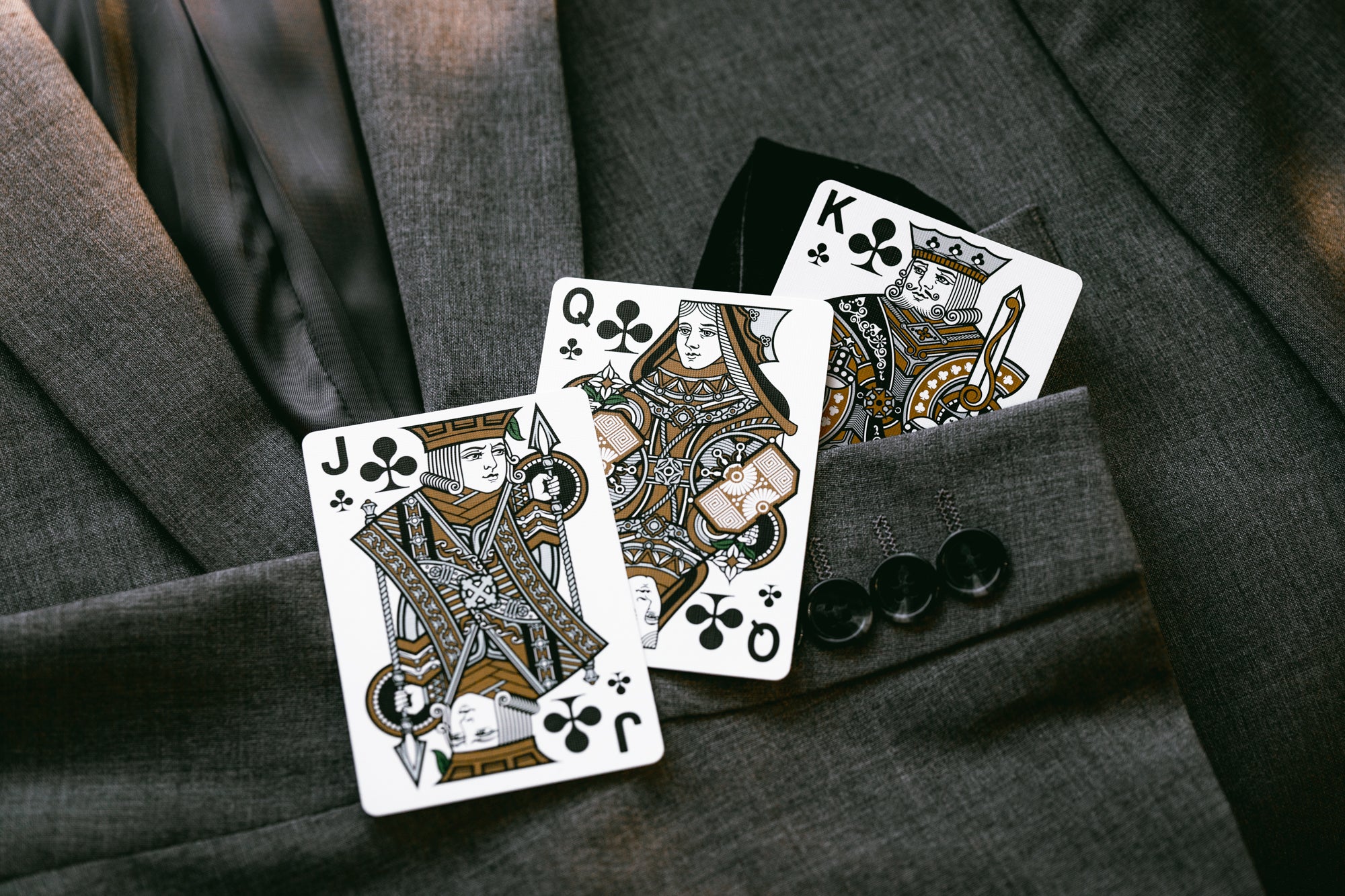 Premium Luxury Playing Cards - Table Players Vol. 06 - Elegant Poker & Card Games for Casino Nights, Magic Tricks & Collectors