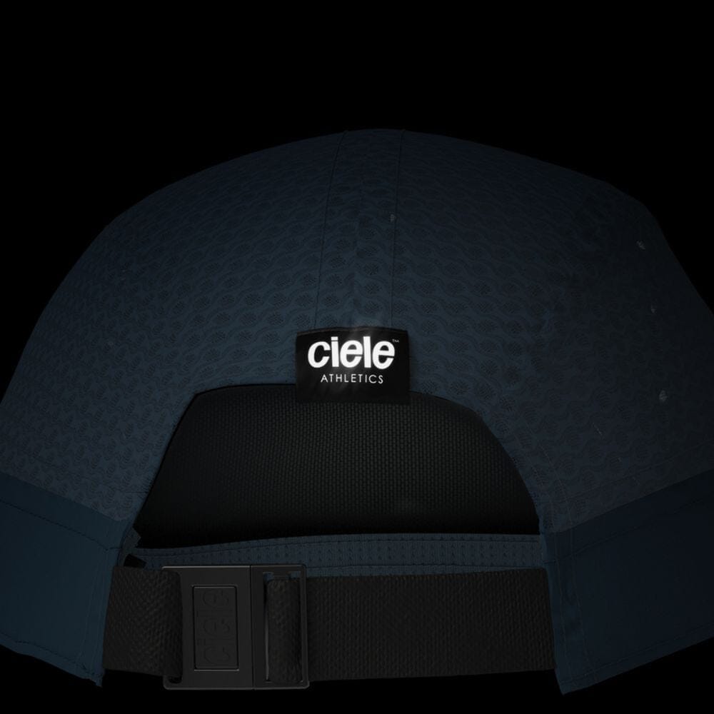 Ciele ALZCap Carbon Iconic VC Running Hat - Lightweight, Breathable Performance Cap for Men & Women - Perfect for Jogging, Hiking & Outdoor Sports