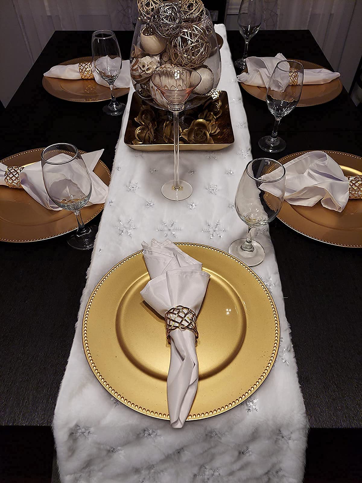 Yuboo White and Silver Sequin Snowflakes Fur Christmas Table Runner - 72 Inch Snow Furry Dresser Runner for Holiday Decor, Xmas Table & Bed Decoration - Perfect for Christmas Parties, Winter Home Decor & Festive Dining Settings