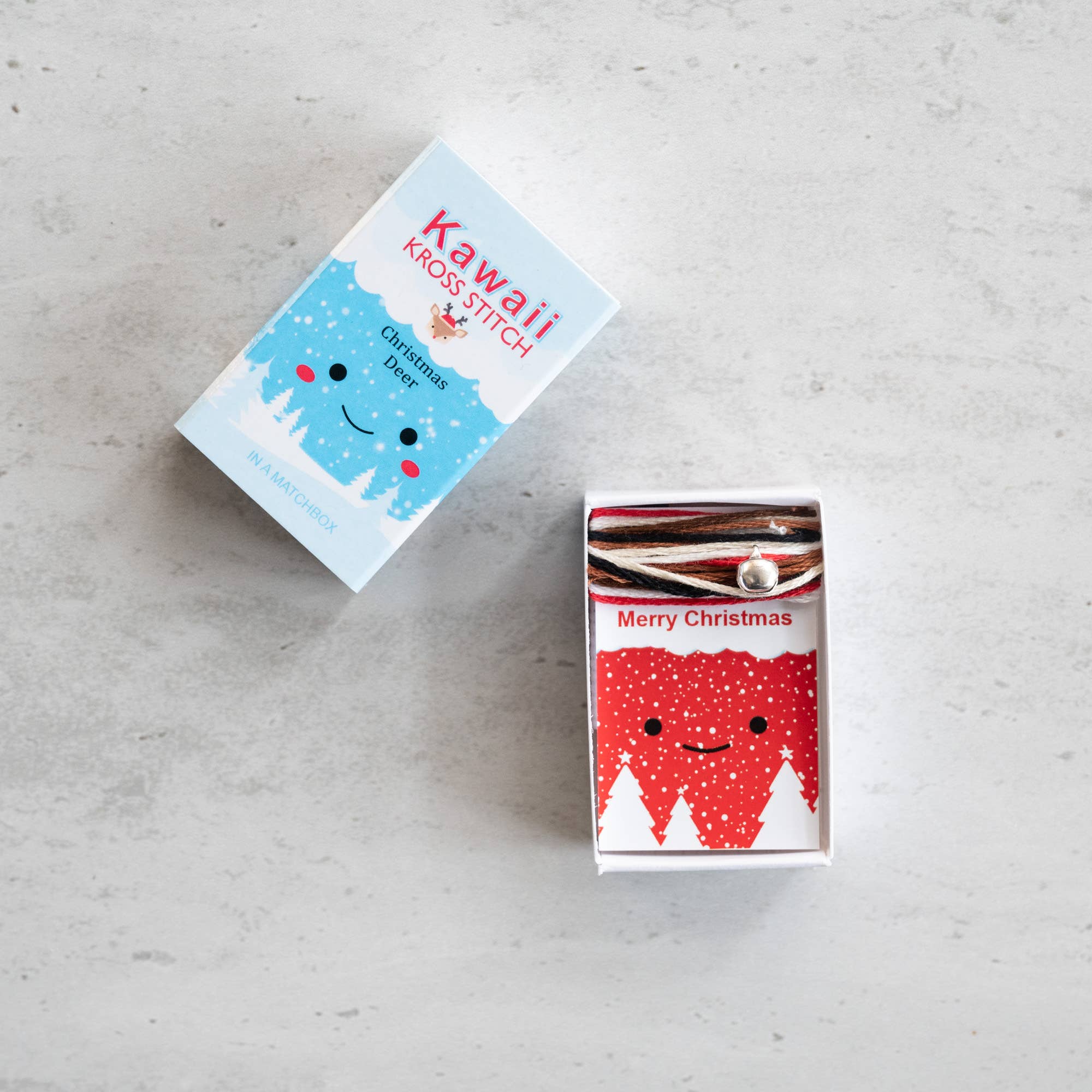 Kawaii Christmas Deer Cross Stitch Kit in a Matchbox - DIY Mini Embroidery Craft for Holiday Decorations & Gift Giving