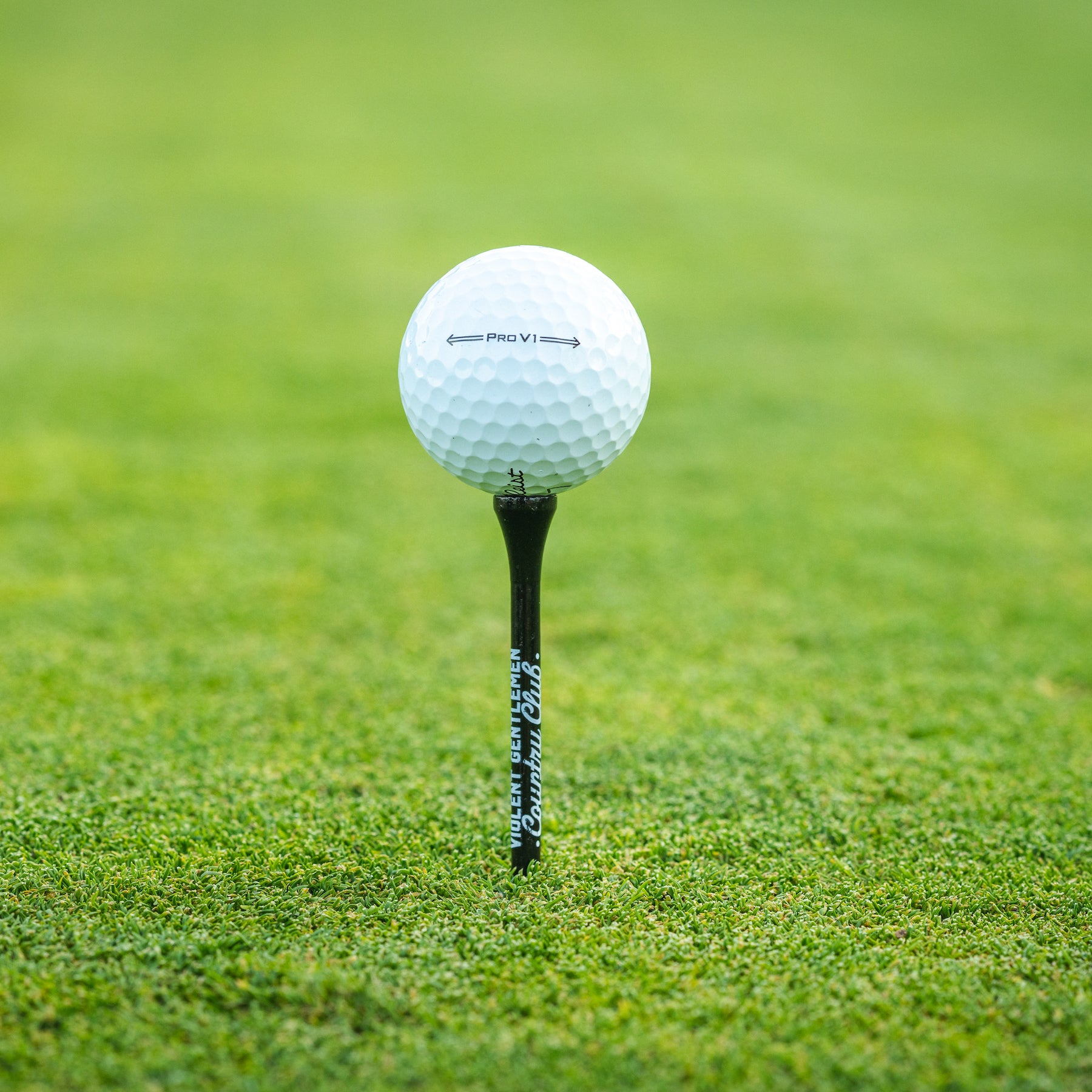 Premium Golf Tees Pack for Country Club - 100% Natural Wood Golf Tees for Driving Range, Practice & Tournament Play - Perfect for Golfers & Country Club Members