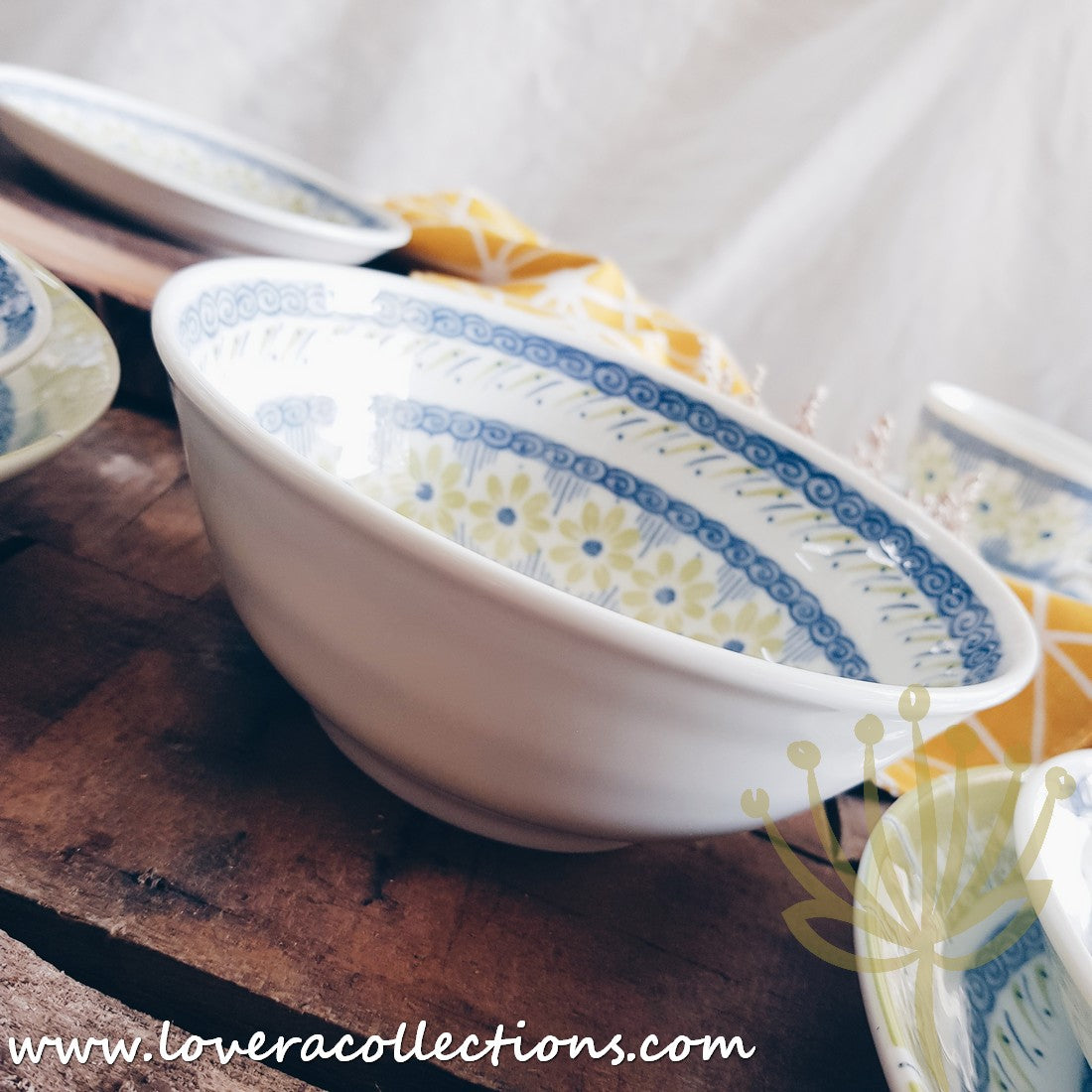Awasaka Japan Green & Blue Daisy Tea & Dinnerware Set - Elegant Japanese Ceramic Tableware for Tea Time & Dining - Perfect for Home, Restaurants & Gifts
