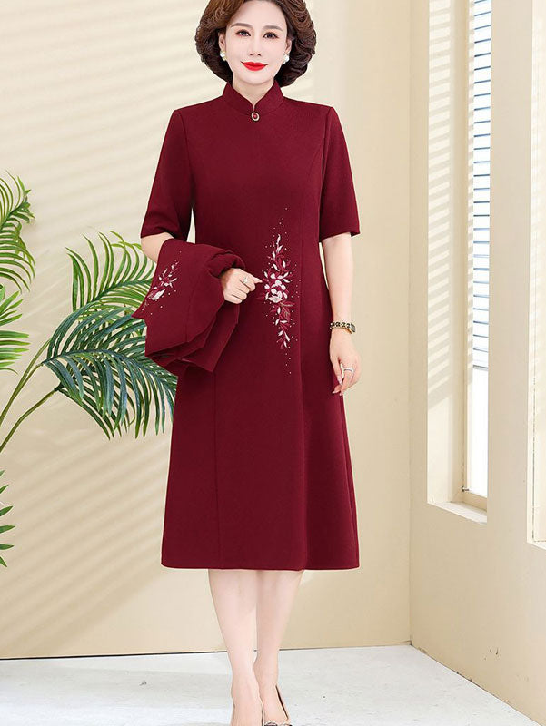 2-Piece Winter Red Embroidered Cheongsam Dress & Jacket Set for Women - Traditional Chinese Qipao Outfit for Holiday Parties, Family Photos & Special Occasions