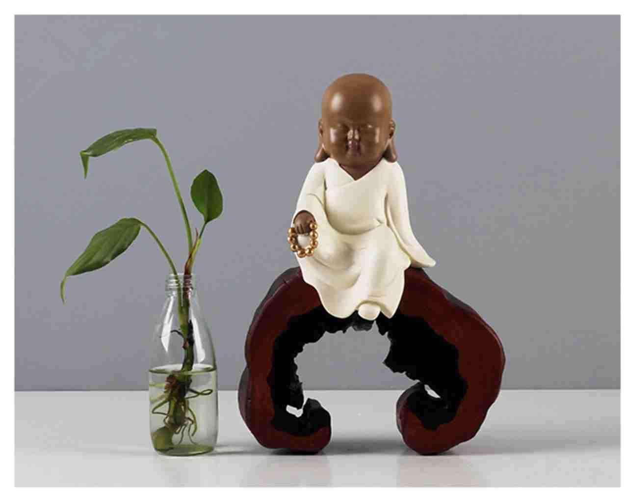 Modern Resin Buddha Statue Sculpture - Unique Zen Monk Figurine for Office, Living Room & Bedroom Decor | Handcrafted Spiritual Gift for Meditation & Home Collection