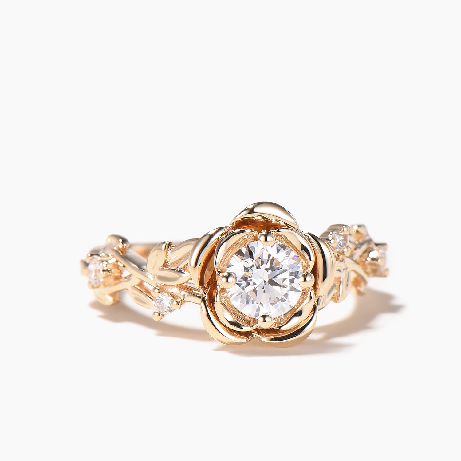 Round Cut Moissanite Floral Engagement Ring - Diamond Leaf Branch Twisted Wedding Band for Women | Perfect for Proposals, Anniversaries & Romantic Occasions