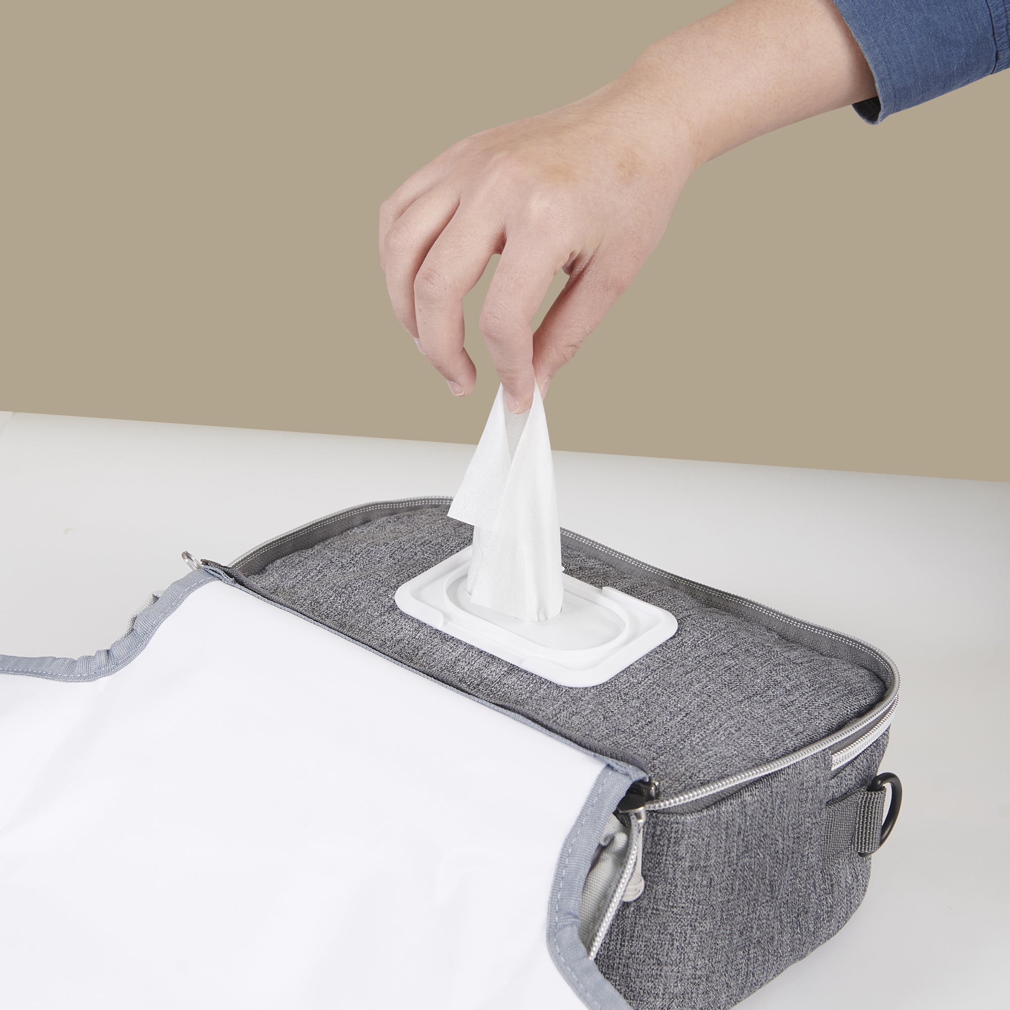 Portable Diaper Changing Bag - Waterproof Baby Diaper Organizer with Insulated Pocket & Wipes Dispenser | Perfect for Travel, Outings & On-the-Go Parents