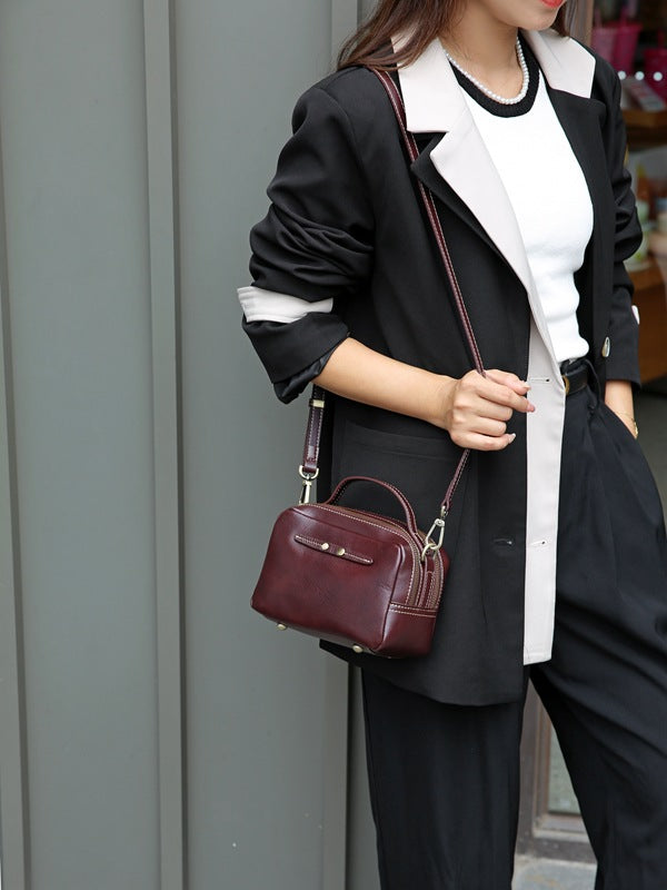 Luxury Designer Leather Handbag for Women - Fashionable Crossbody Purse with Adjustable Strap, Perfect for Work, Travel & Evening Out