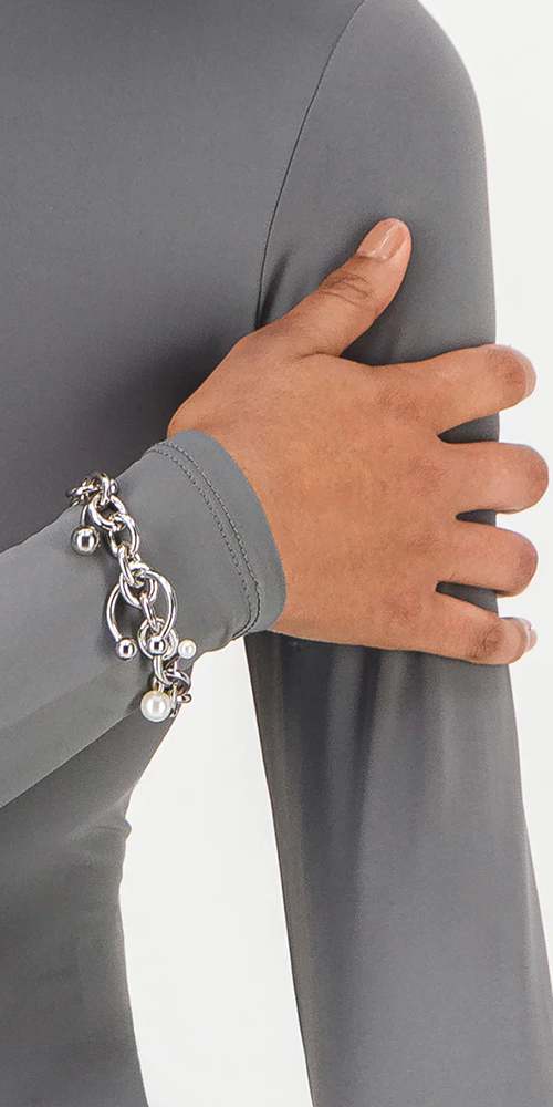 Holly Pearl Bracelet for Women - Elegant & Dainty Freshwater Pearl Jewelry - Perfect for Weddings, Parties & Everyday Wear