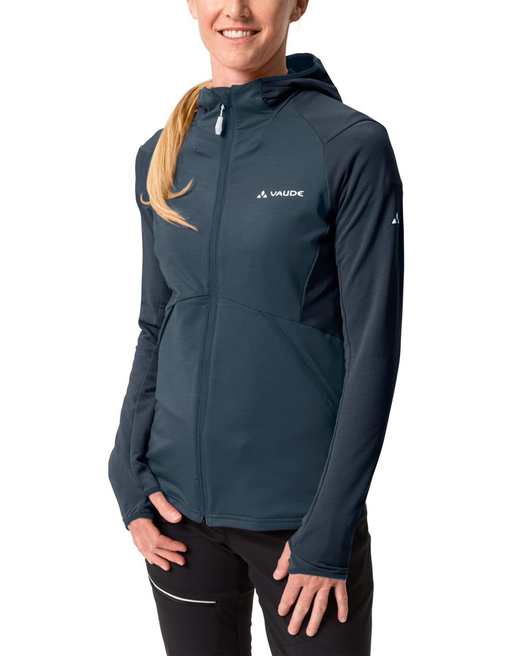VAUDE Women's Scopi Fleece Jacket - Lightweight Warm Winter Outdoor Jacket for Hiking, Camping & Travel - Water-Resistant Softshell Fleece Coat