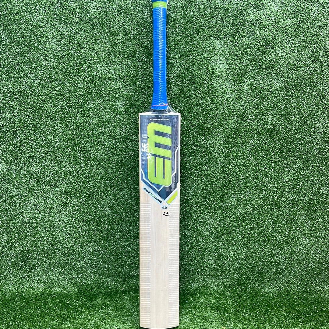 EM Maxxum 4.0 Kashmir Willow Cricket Bat - Premium Quality for Professional & Recreational Play - Perfect for Matches, Practice & Training Sessions