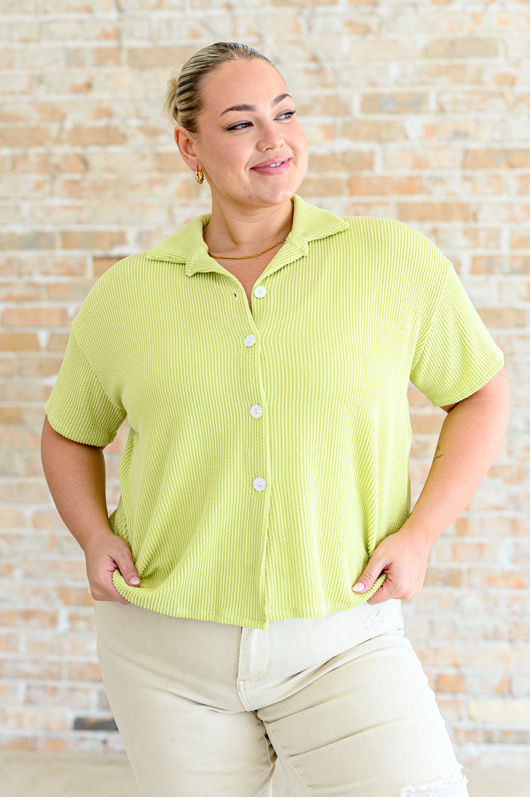 Two's Company Women's Ribbed Button Down Shirt - Stylish Casual & Office Wear - Perfect for Work, Dates & Everyday Outfits
