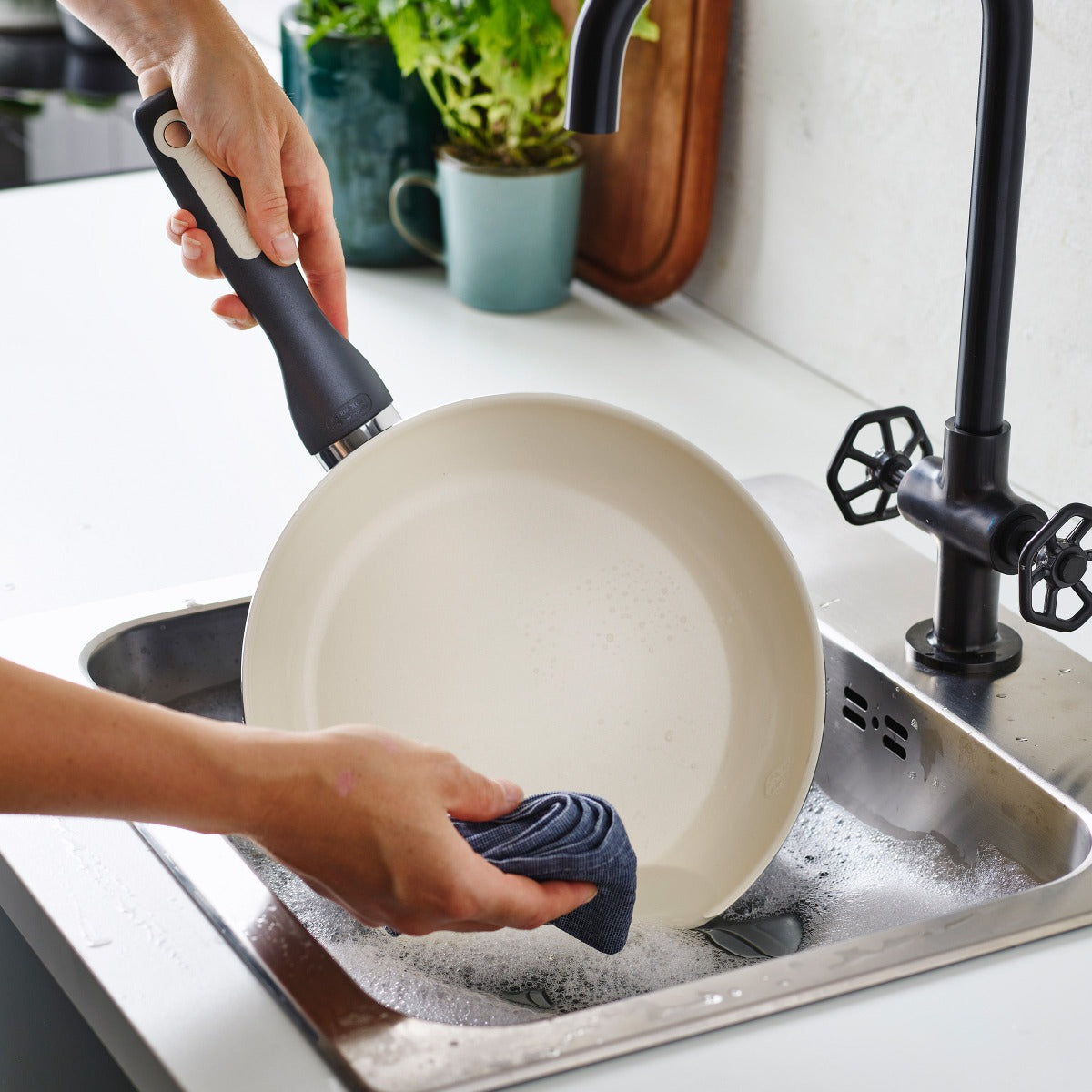 Rio Ceramic Nonstick Frypan Set - 7, 9.5 & 11 Inch Black Cookware for Healthy Cooking | Perfect for Frying, Sautéing & Stir-Frying in Modern Kitchens