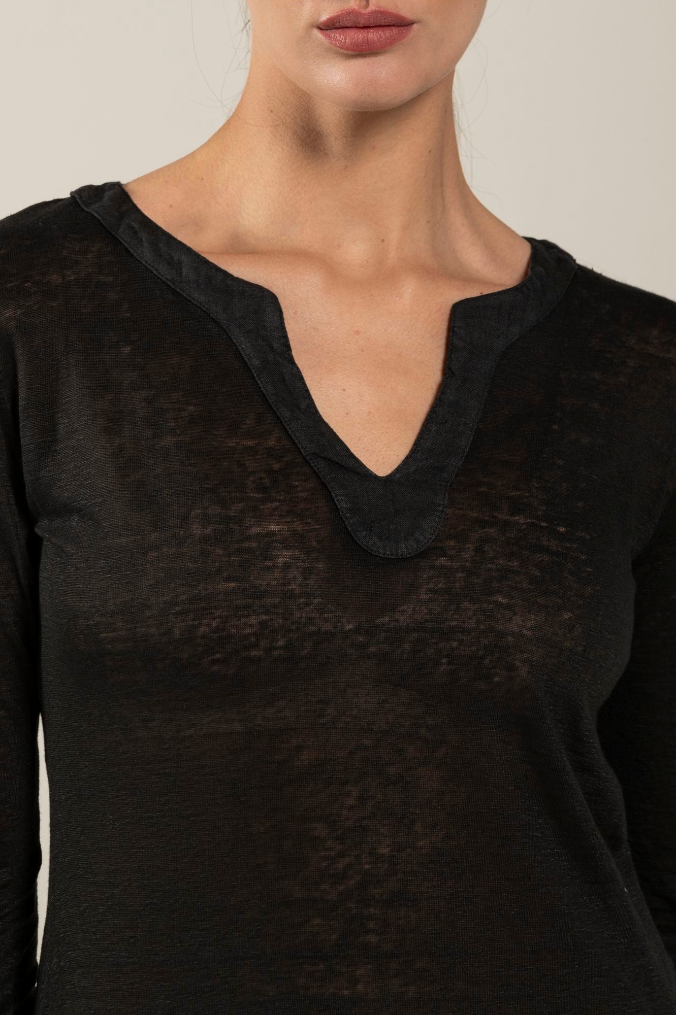 V Neck Three Quarter Sleeve Women's Blouse - Flowy Casual Tops for Summer, Work & Everyday Wear | Breathable Comfort Fit for Office, Date Night & Weekend Outings