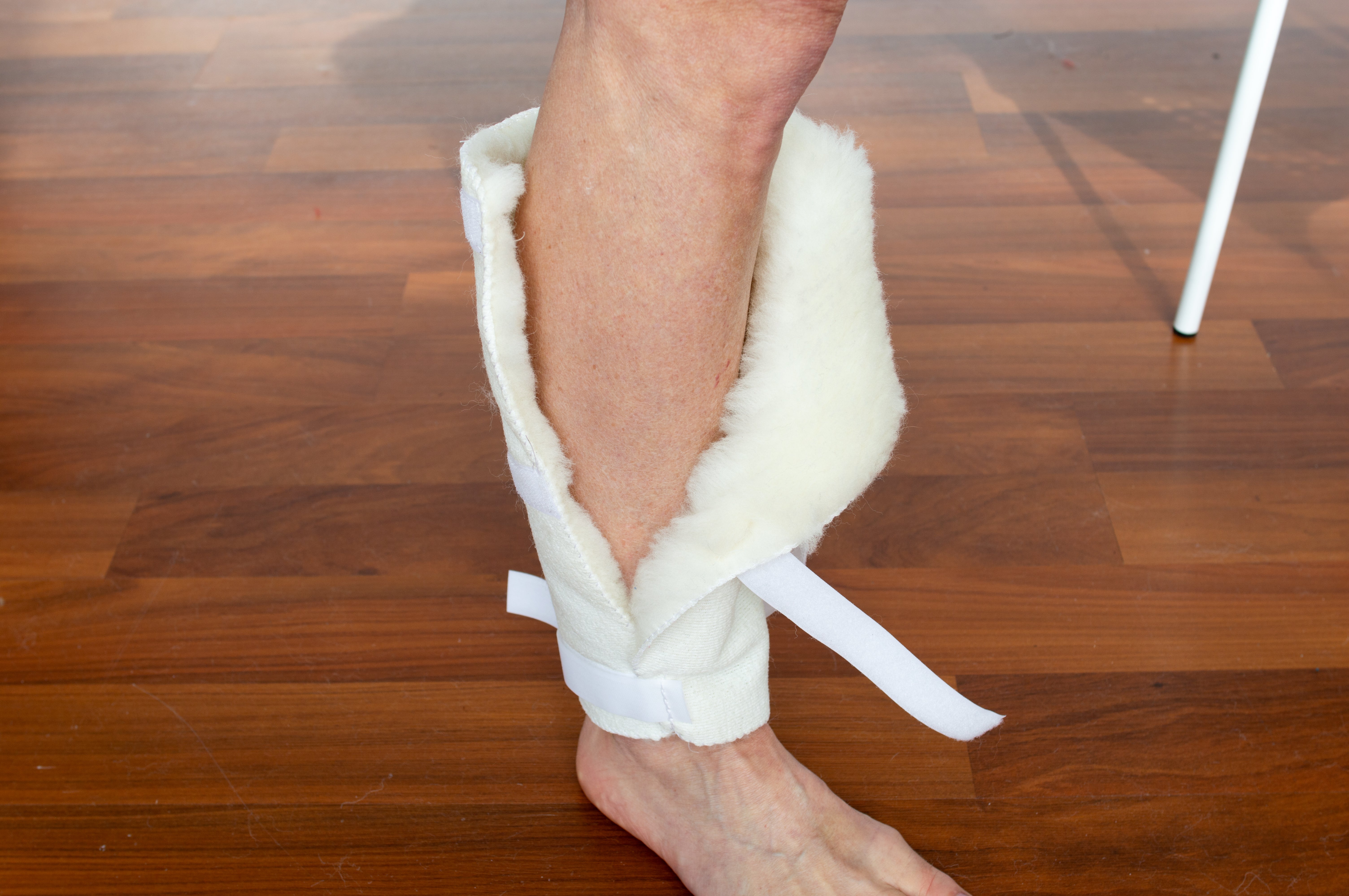 Sheep Wool Leg Warmers for Women & Men - Soft & Cozy Winter Leg Pads - Perfect for Cold Weather, Yoga, and Home Comfort