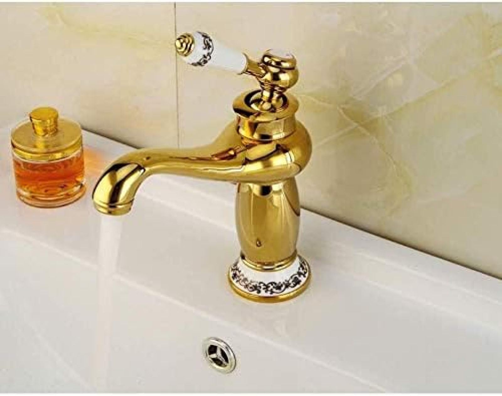 Luxury European Style Antique Gold Kitchen Faucet - Solid Copper Mixer Tap with Hot & Cold Water Handle for Modern Bathroom & Kitchen Sink | Perfect for Home Renovation & Vintage Decor