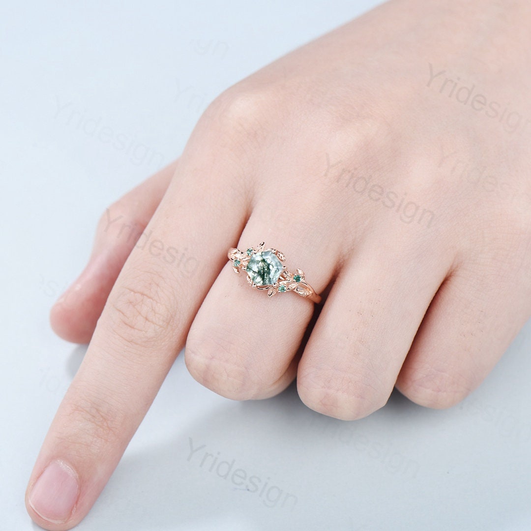 Vintage Hexagon Moss Agate Engagement Ring - Unique Leaf Cluster Design Emerald Green Gemstone Wedding Band for Women | Perfect for Boho Bridal, Nature-Inspired Jewelry & Special Occasion Gifts